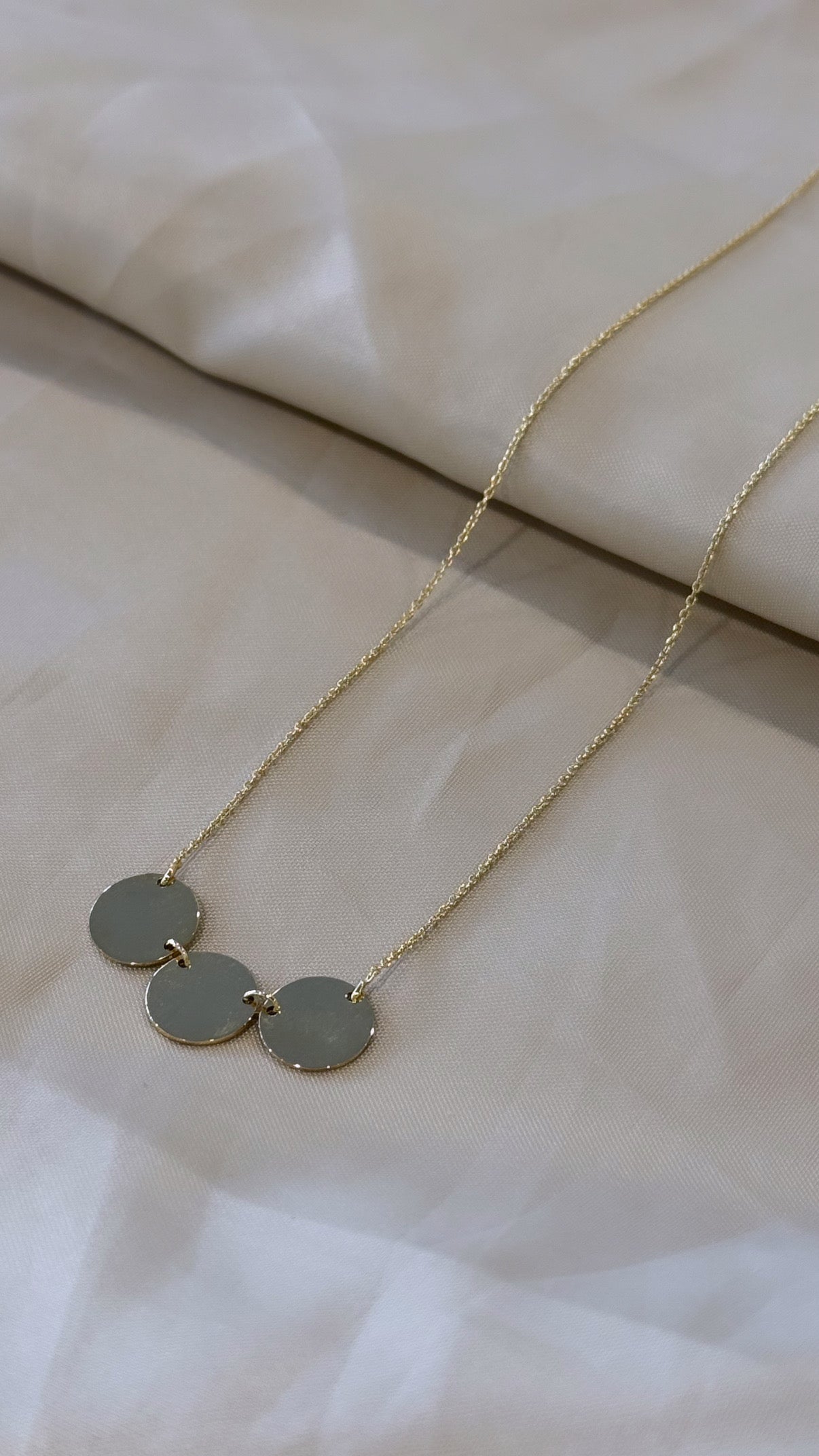 9ct Yellow Gold Treble Disc Necklace