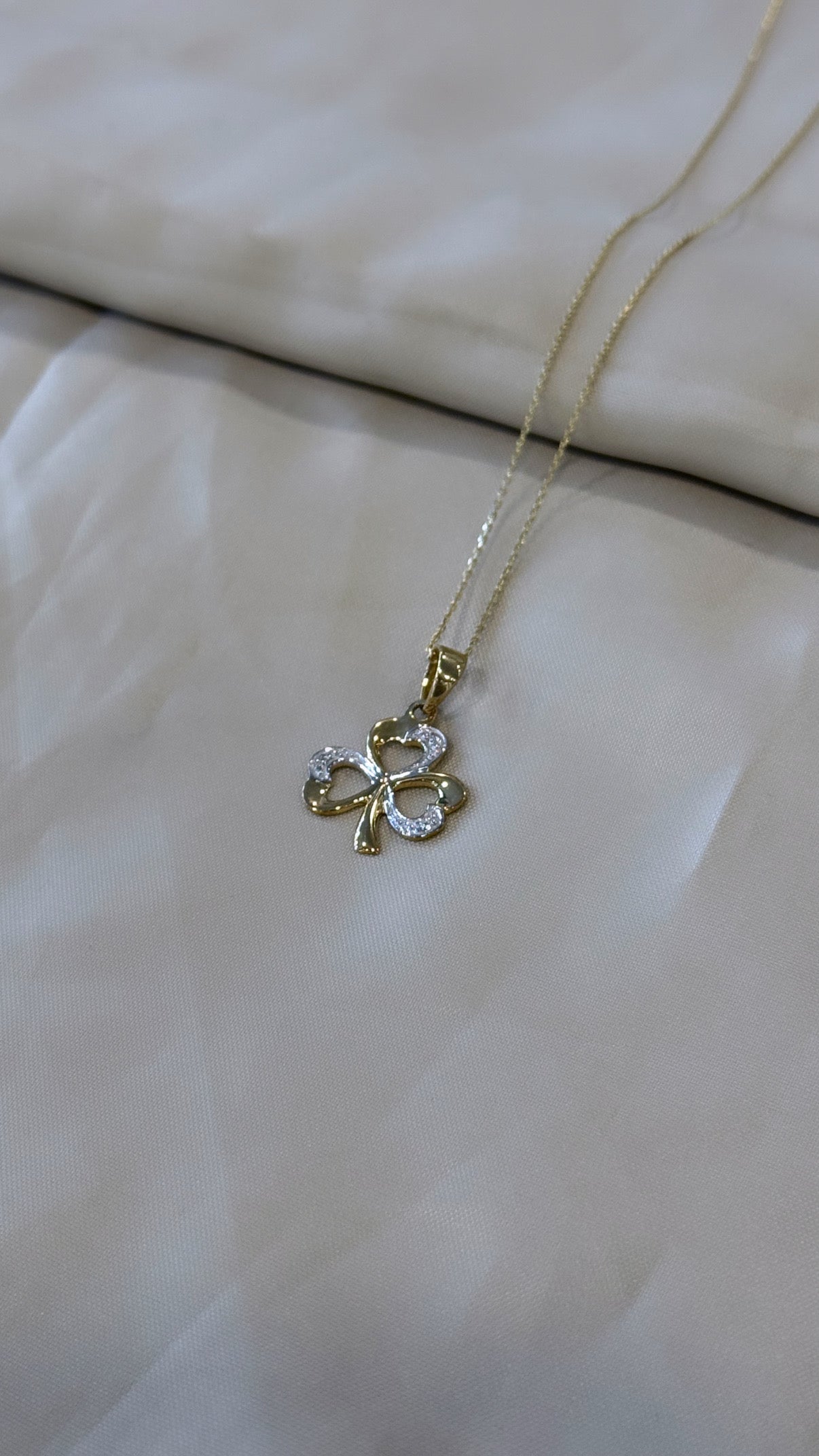 9ct Yellow Gold Open Shamrock CZ Pendant
