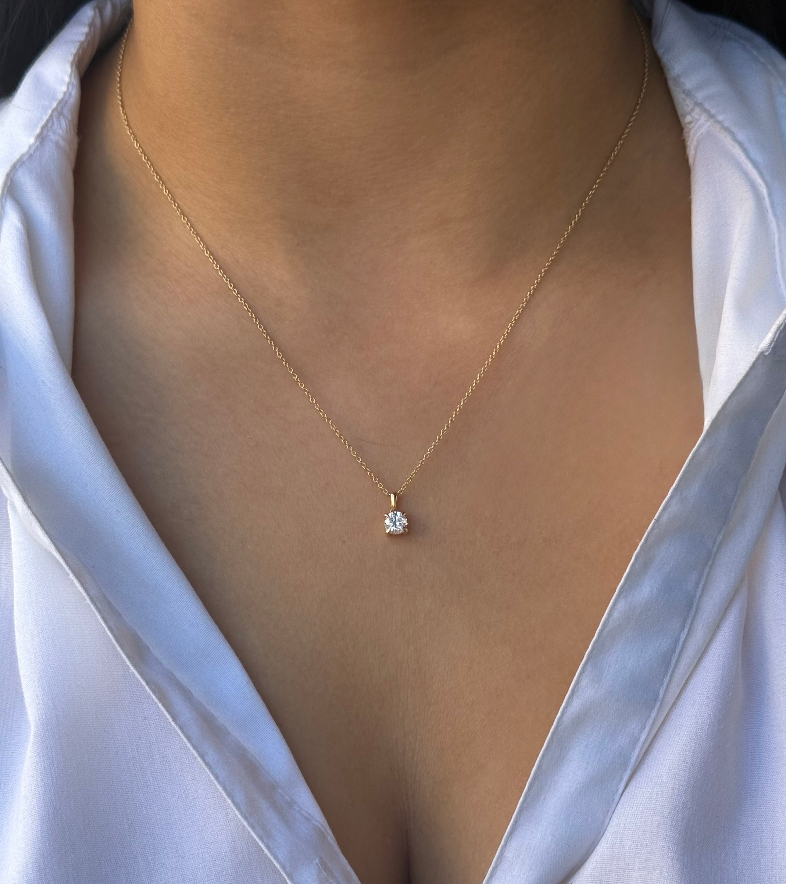 18k Yellow Gold 53pt Natural Diamond Pendant