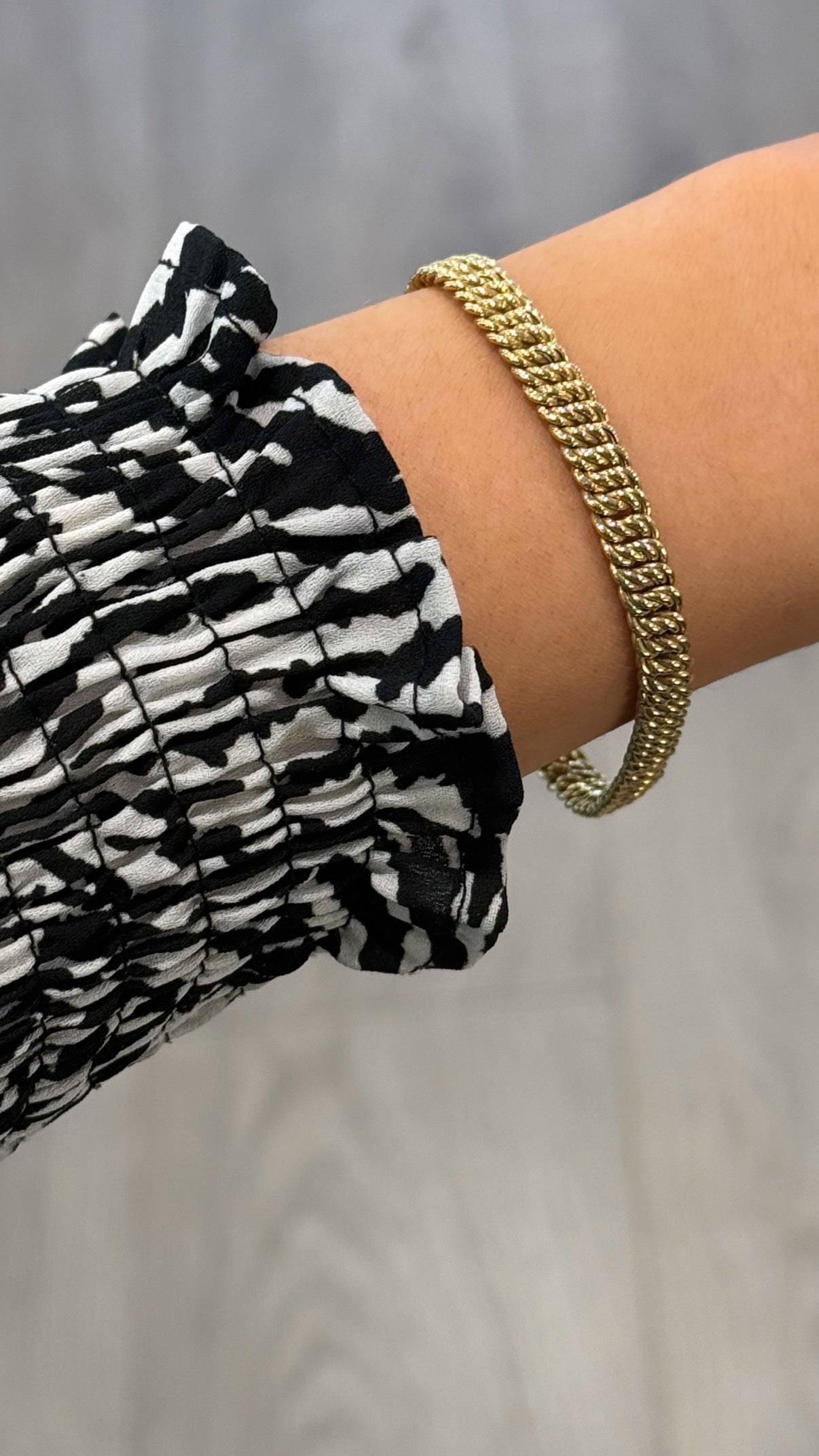 9ct Yellow Gold Close Curb Bracelet