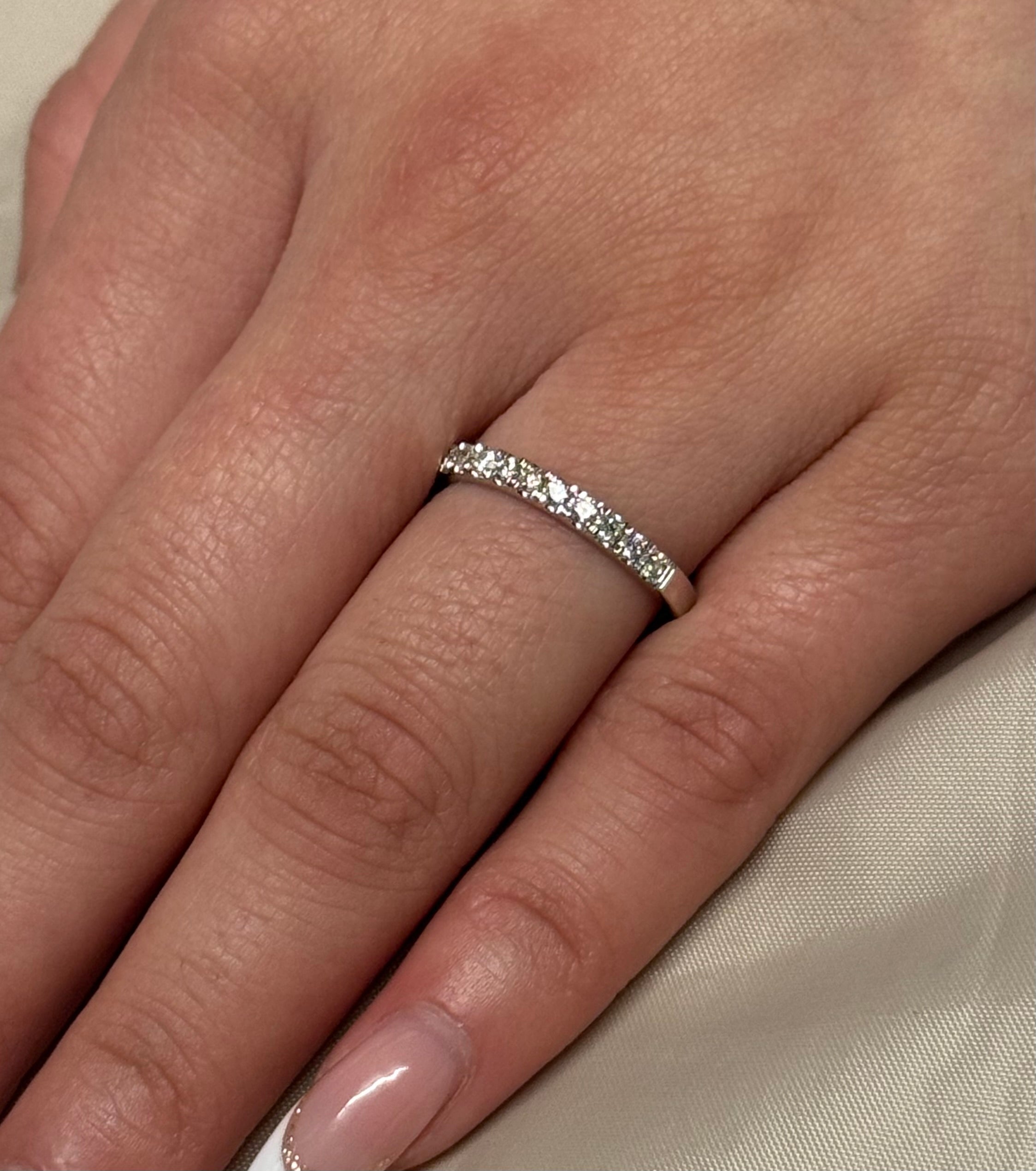 9K White Gold Diamond Band
