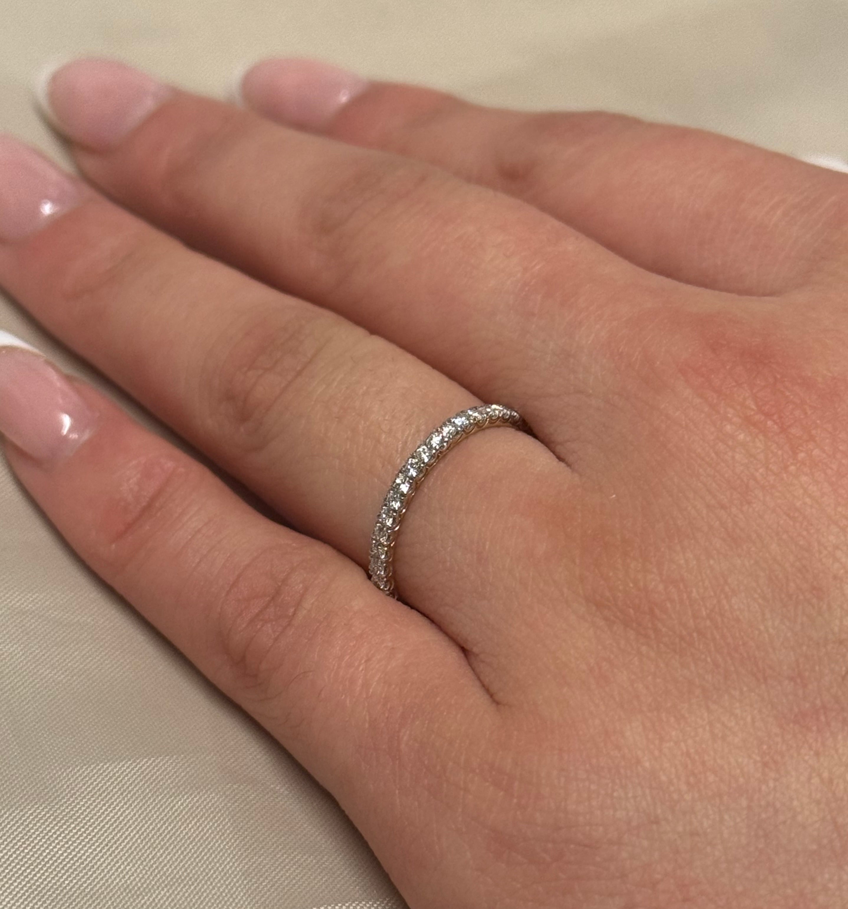 9ct Yellow Gold Grain Set Diamond Band