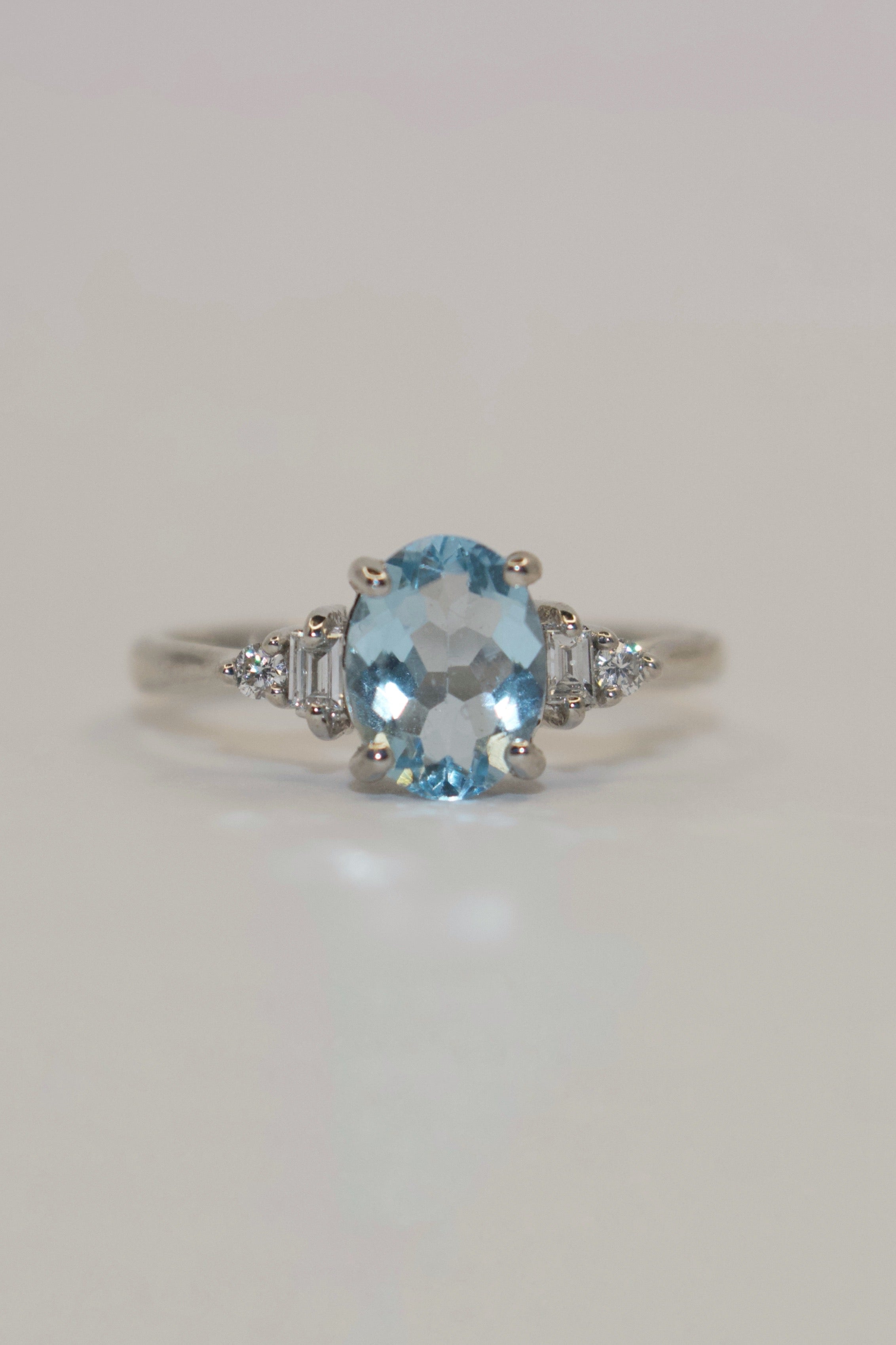 18K White Gold Oval Aquamarine with Diamond Side Stones