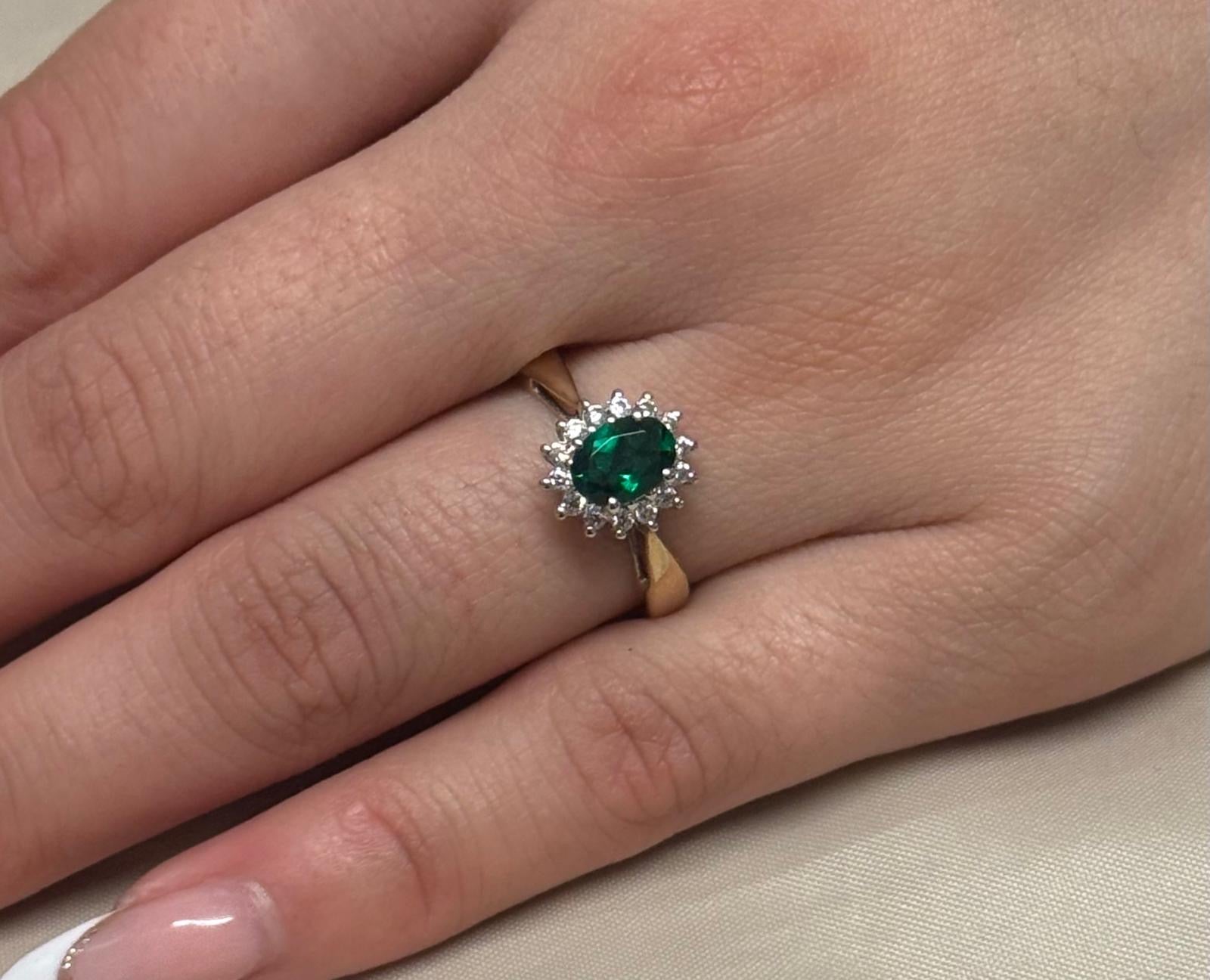 9K Yellow Gold Green Stone and CZ Cluster Ring