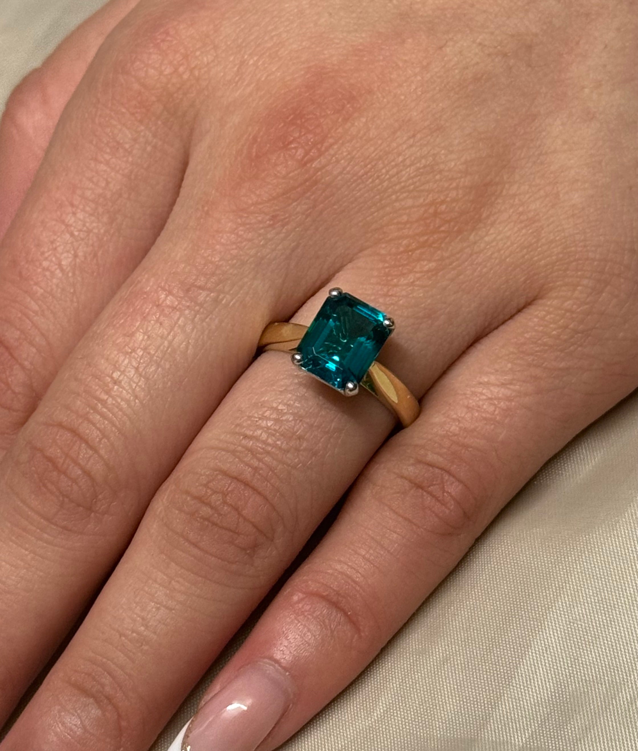 9K Yellow Gold and Platinum Emerald Cut Laboratory Grown Emerald