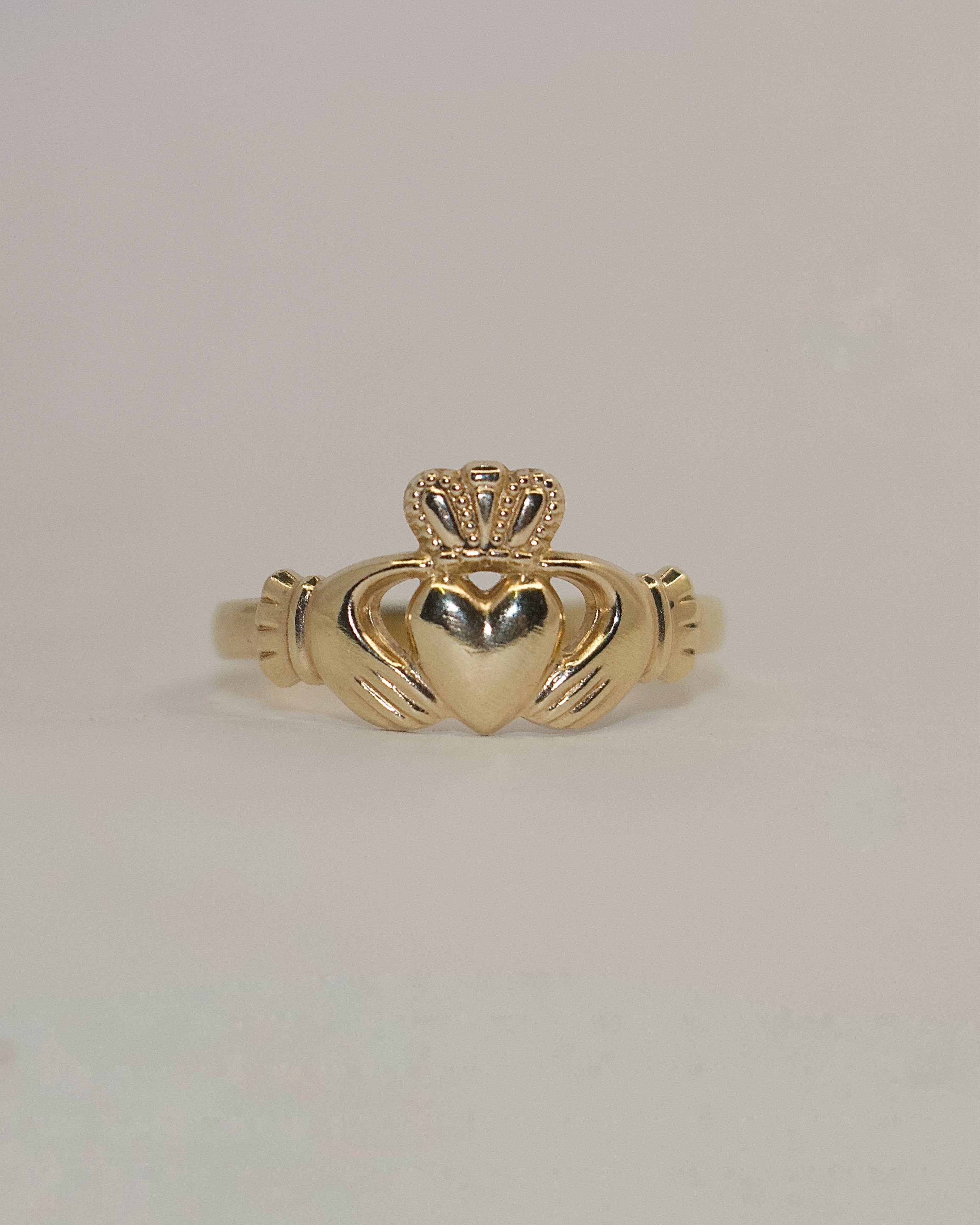 9ct Yellow Gold Heavy Weight Ladies Claddagh Ring