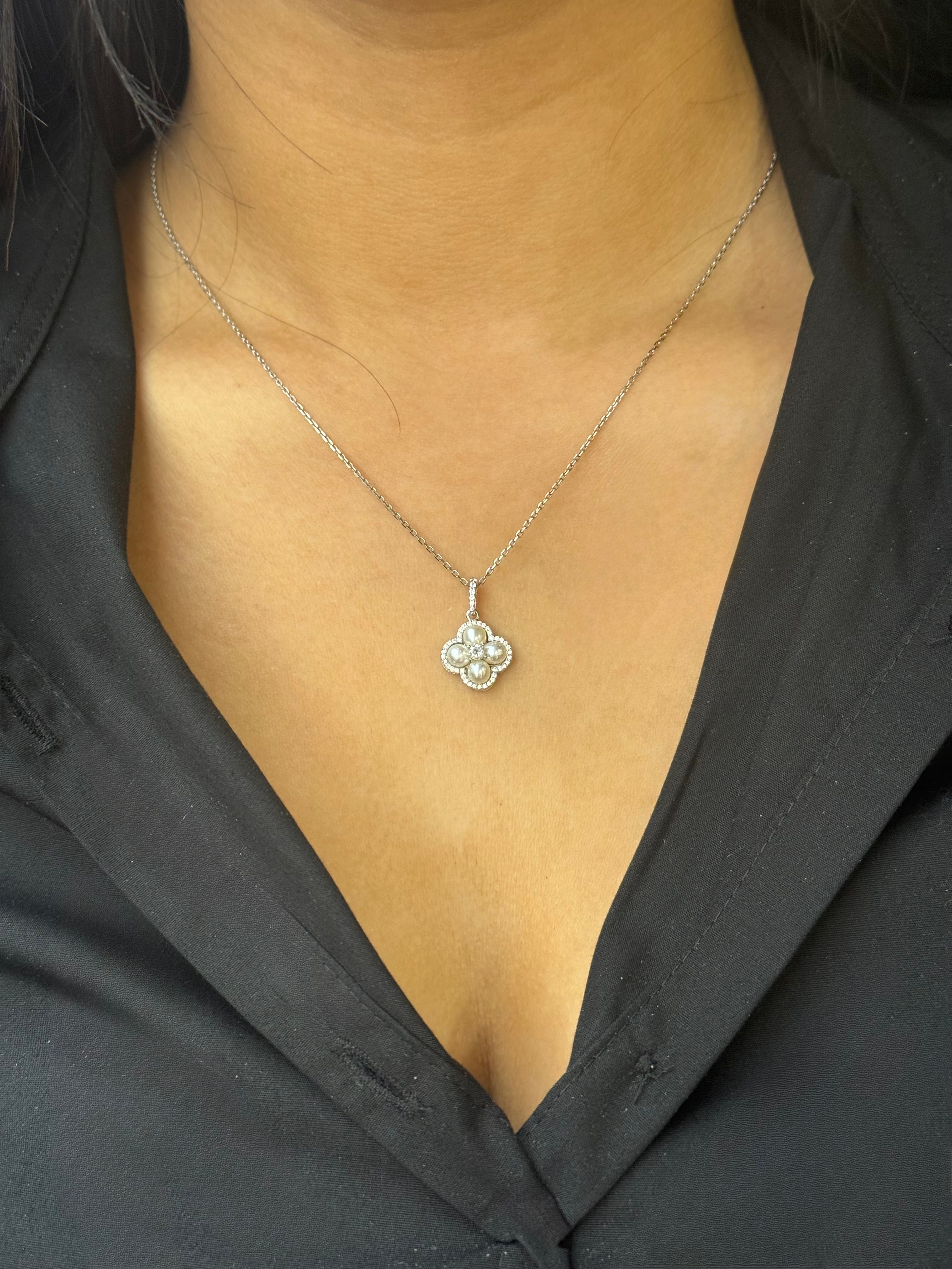 Sterling Silver Pearl & Cz Clover Pendant