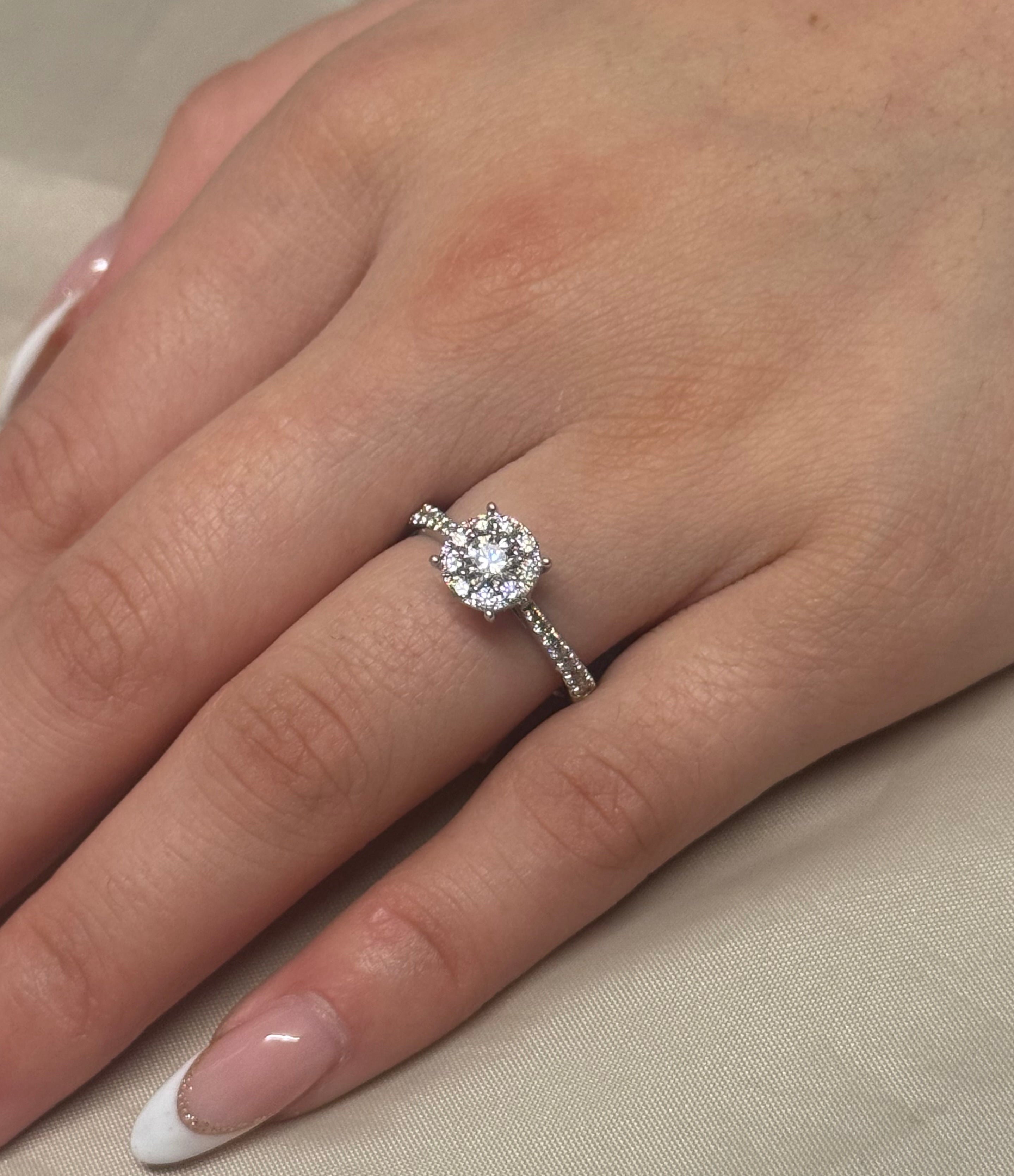 9K White Gold 70pt Illusion Diamond Solitaire With Diamond Set Band