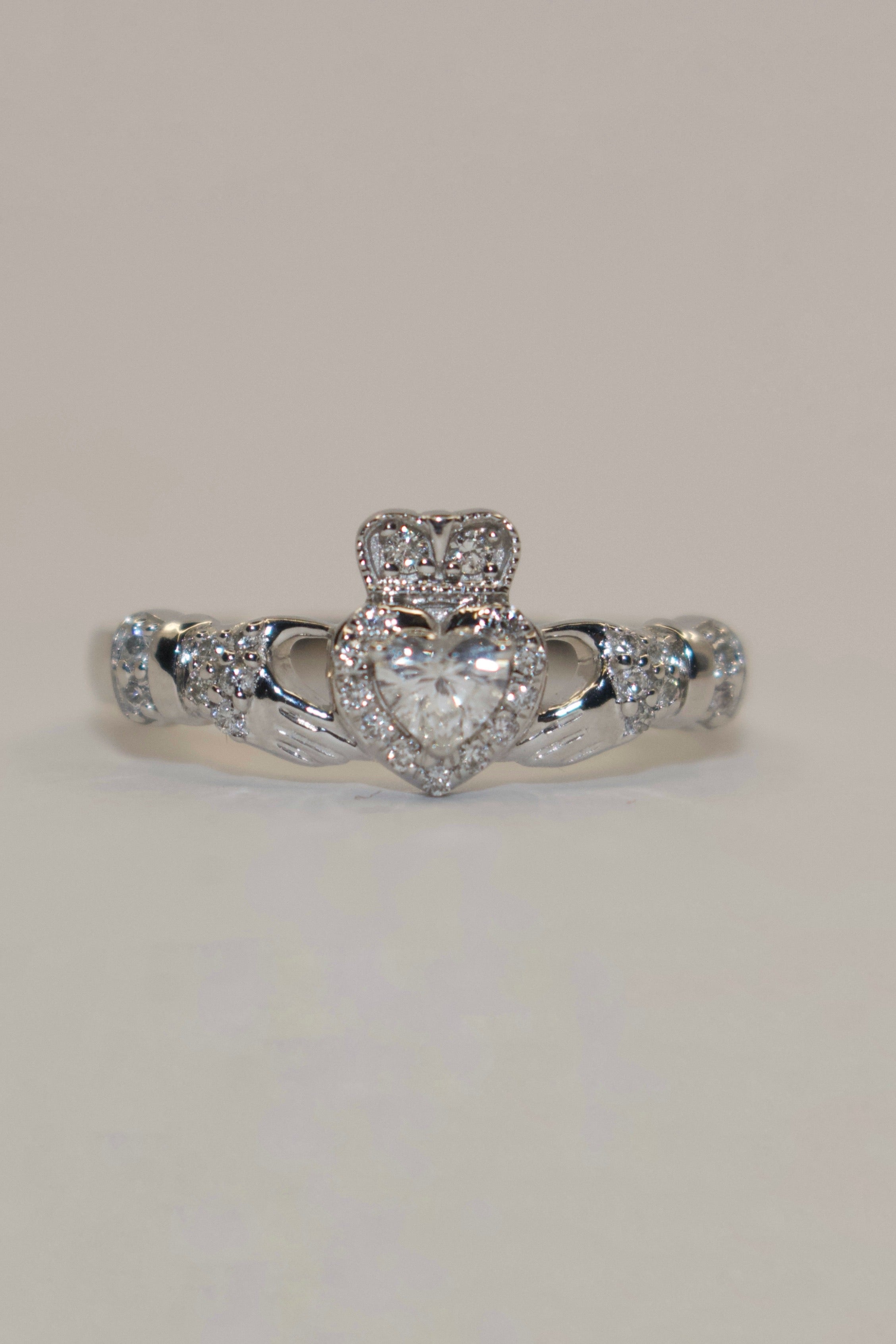 9K White Gold Diamond Claddagh