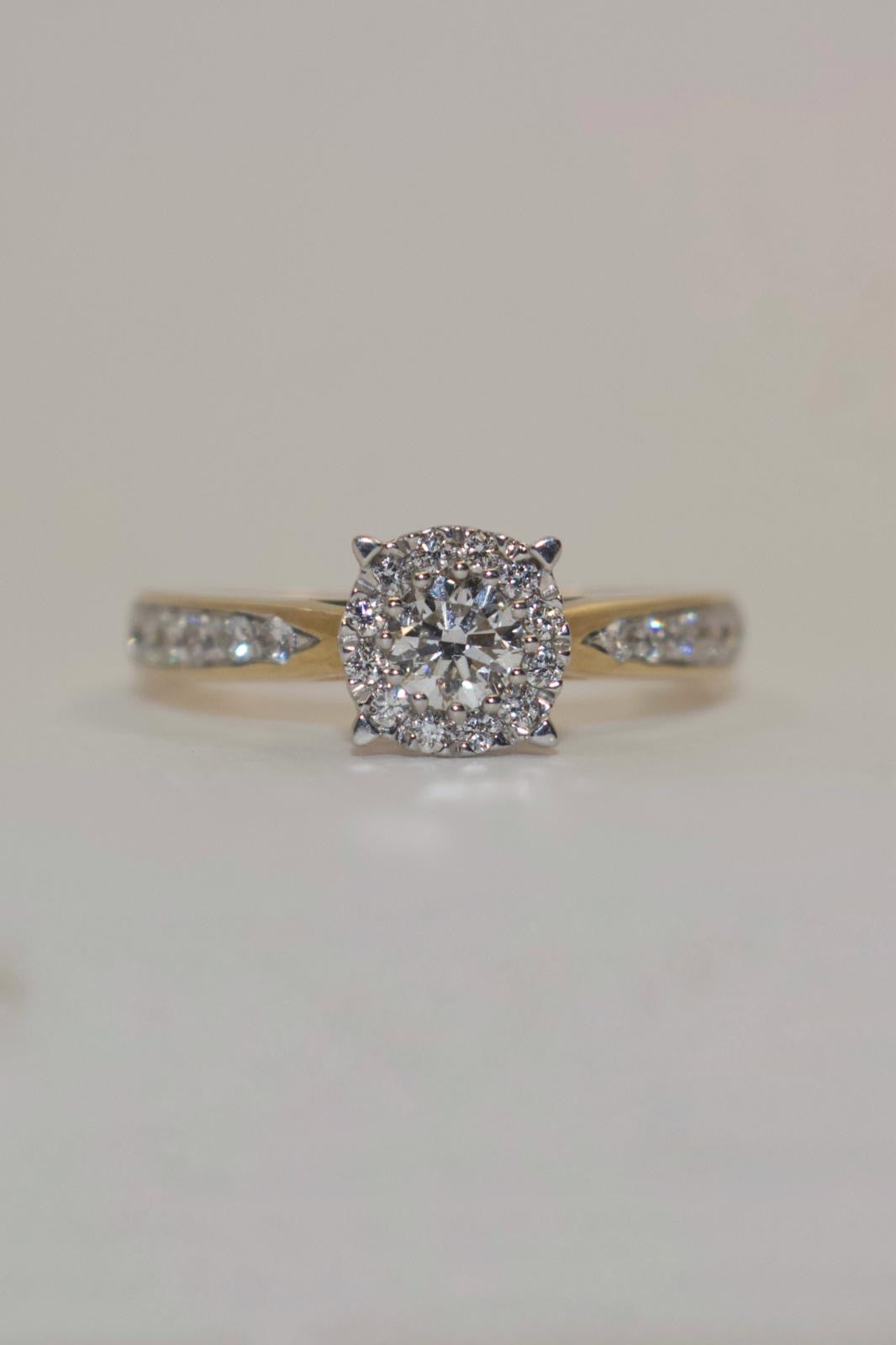 9K Yellow Gold 51pt Illusion Solitaire With Diamond Band