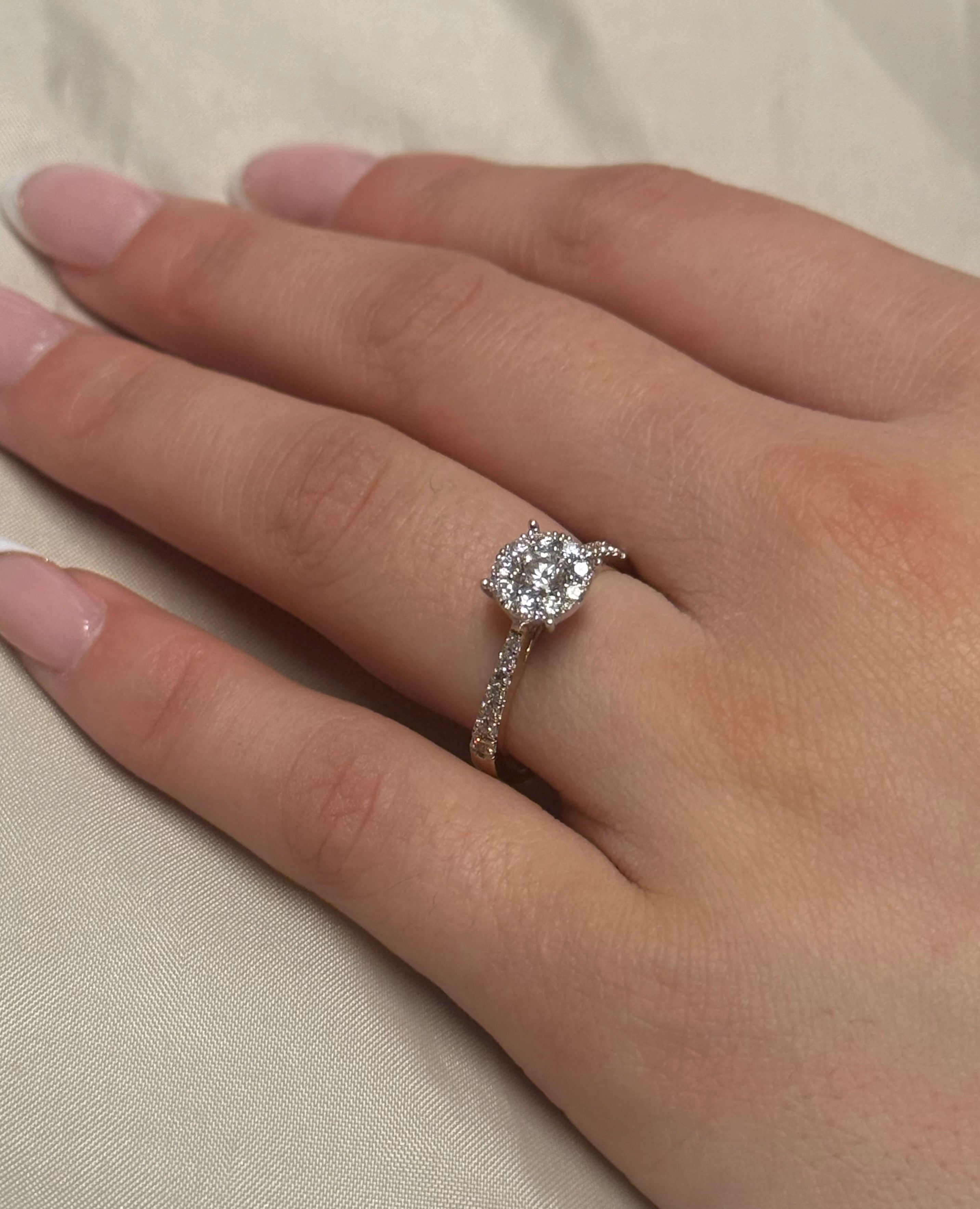 9K Yellow Gold 70pt Illusion Diamond Solitaire With Diamond Set Band