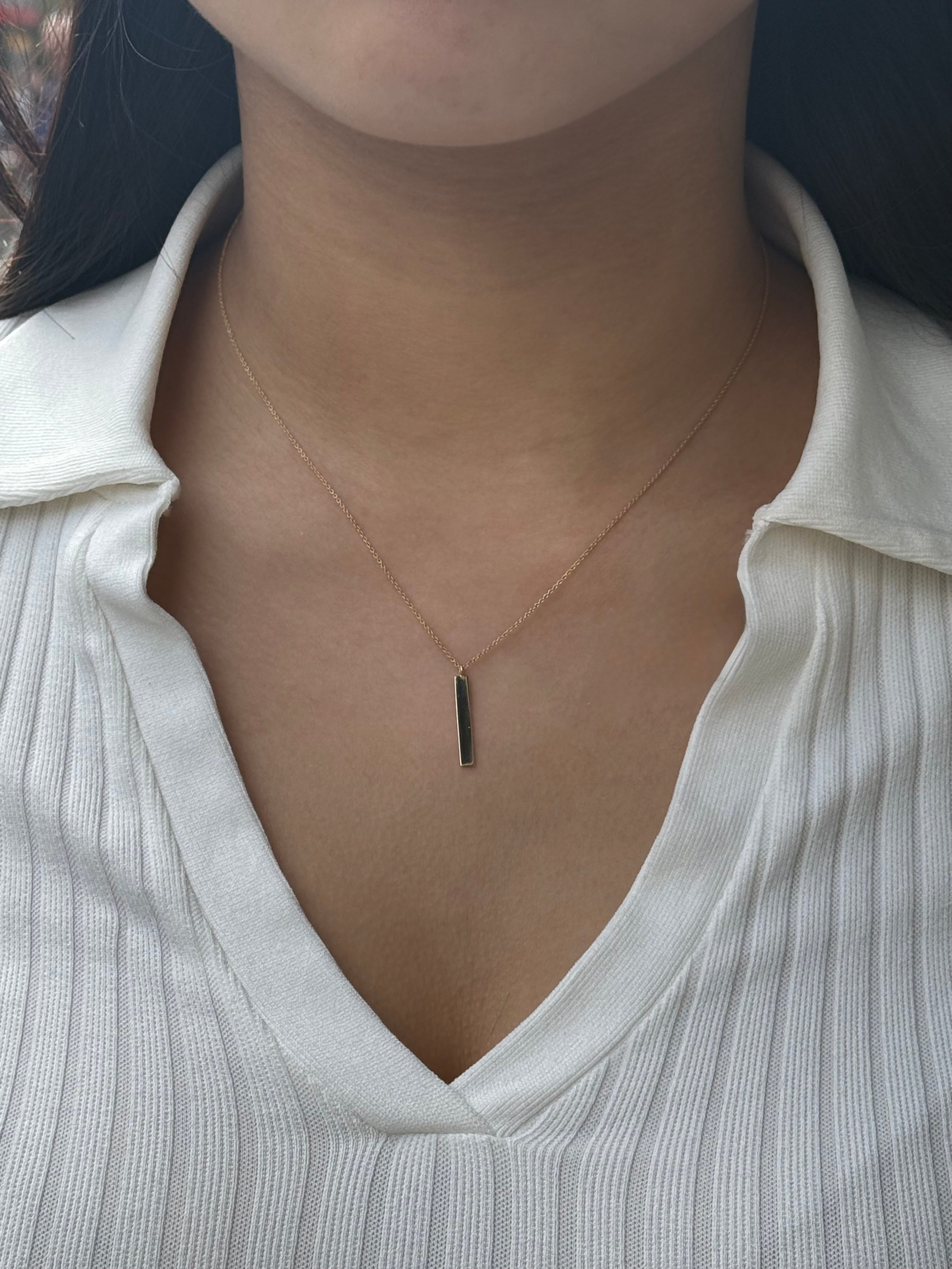 9ct Yellow Gold Vertical Bar Pendant