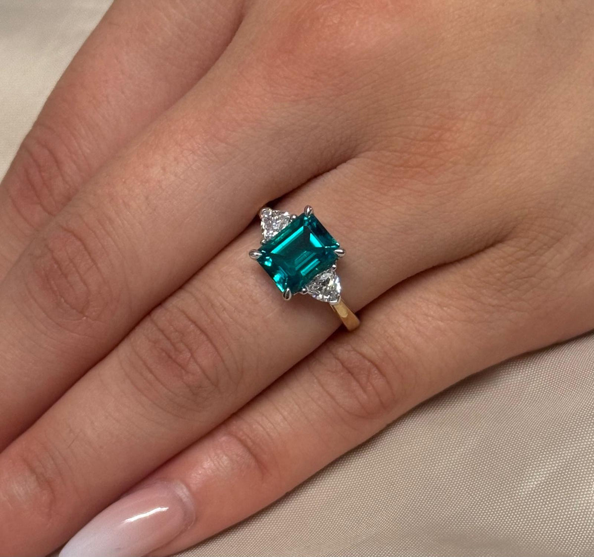 9ct Yellow Gold Lab-Grown Emerald Cut Emerald with Trillion Diamond Shoulders