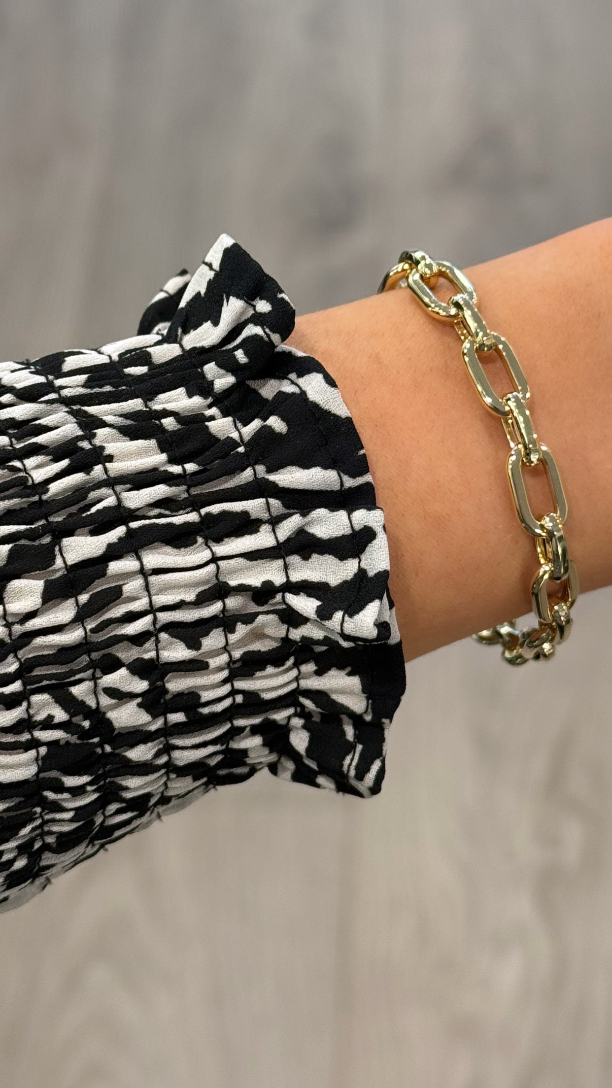 9ct Yellow Gold Chunky Paperlink Bracelet