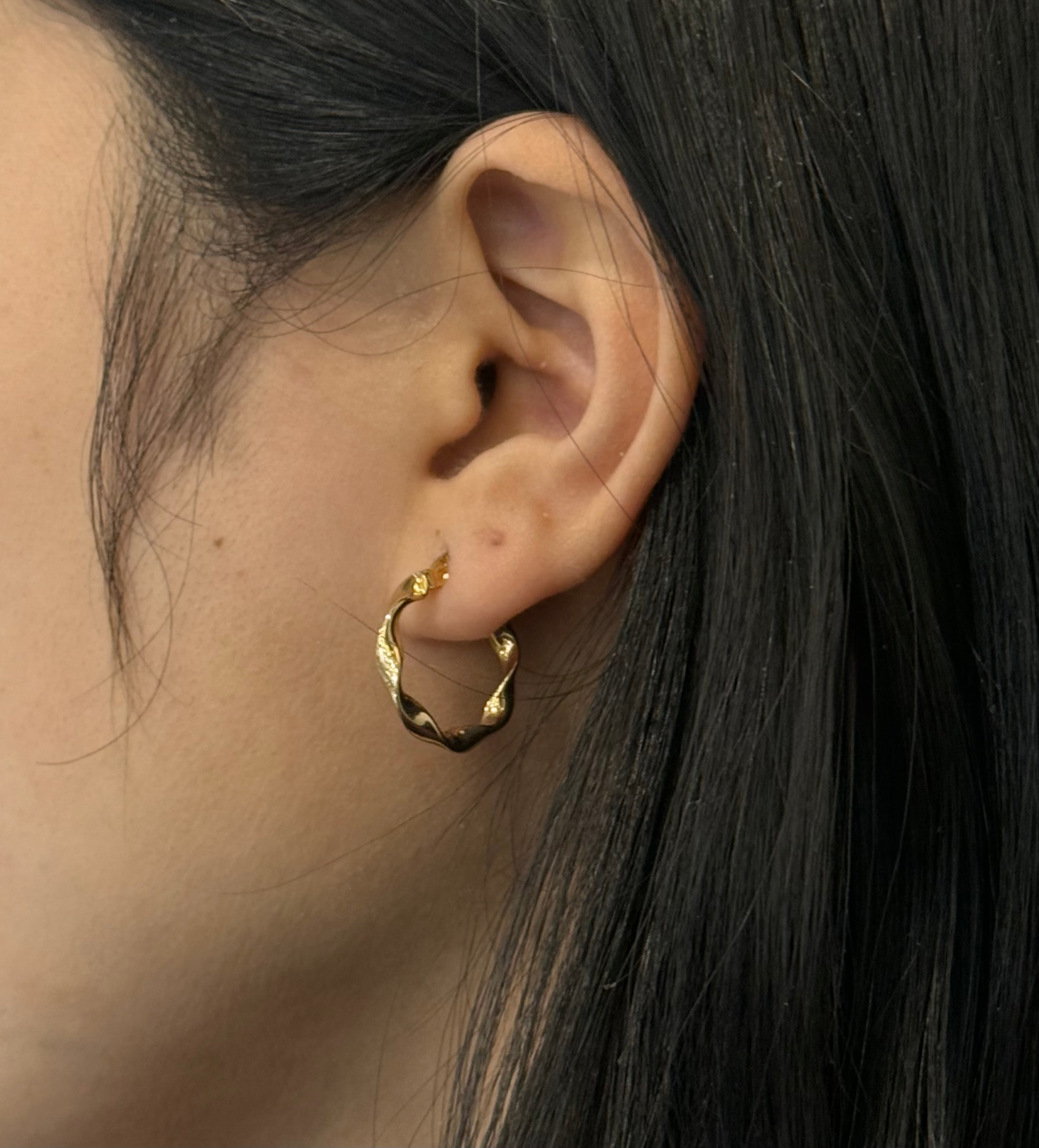 9ct Yellow Gold Twist Hoop Earrings