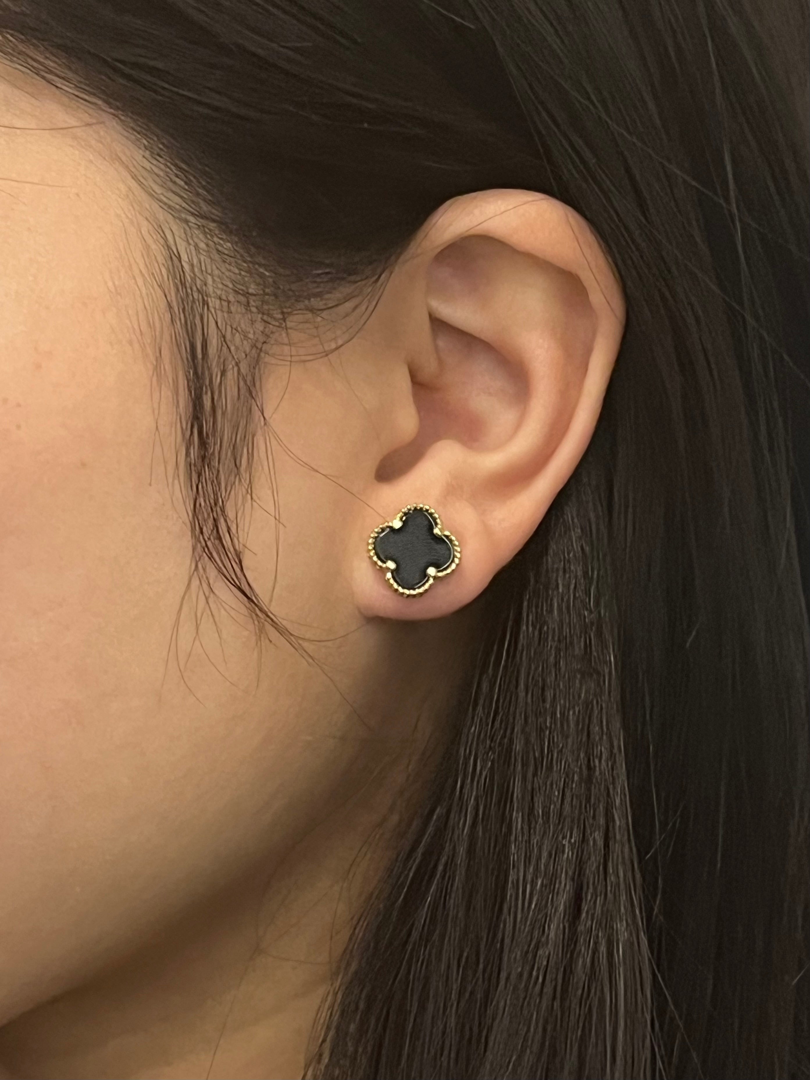 9ct Yellow Gold Large Beaded Black Clover Studs