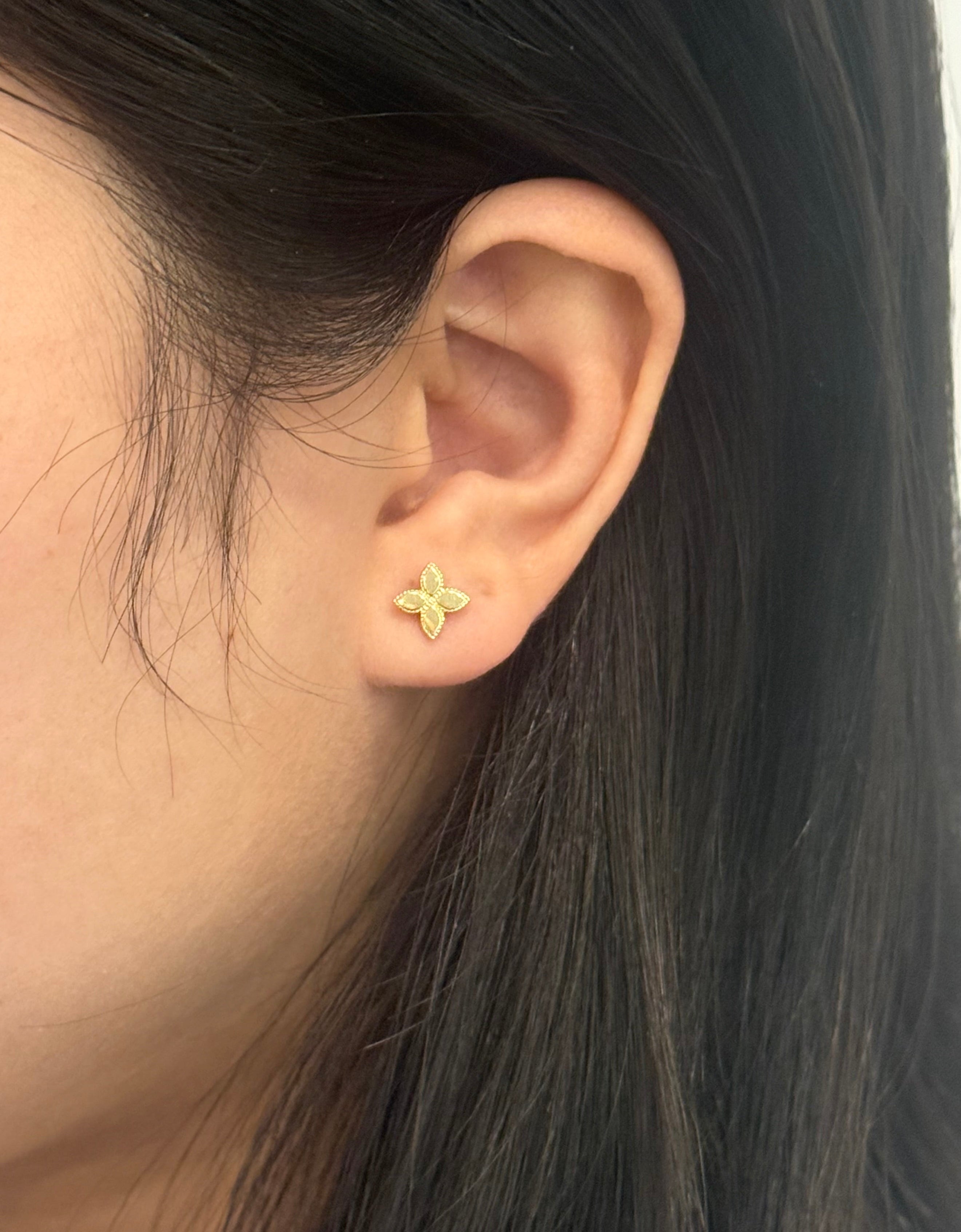 9ct Yellow Gold Quatrefoil Earrings