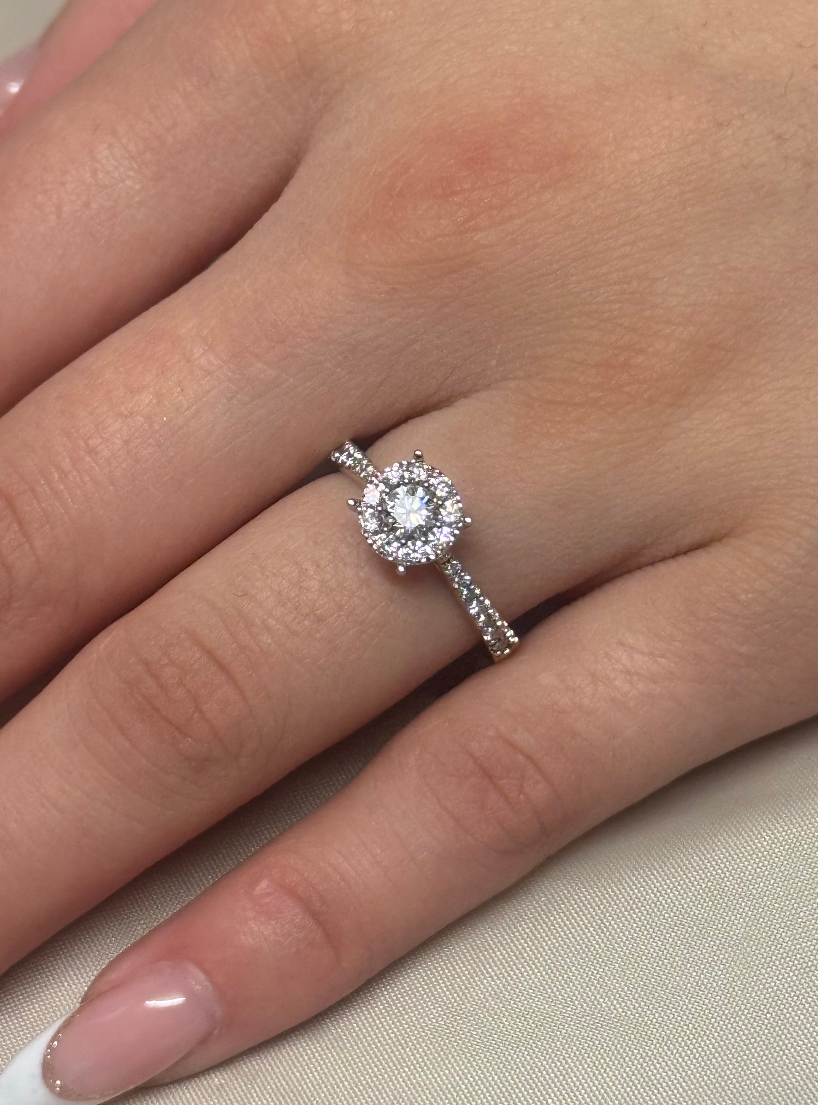 9K Yellow Gold 70pt Illusion Diamond Solitaire With Diamond Set Band