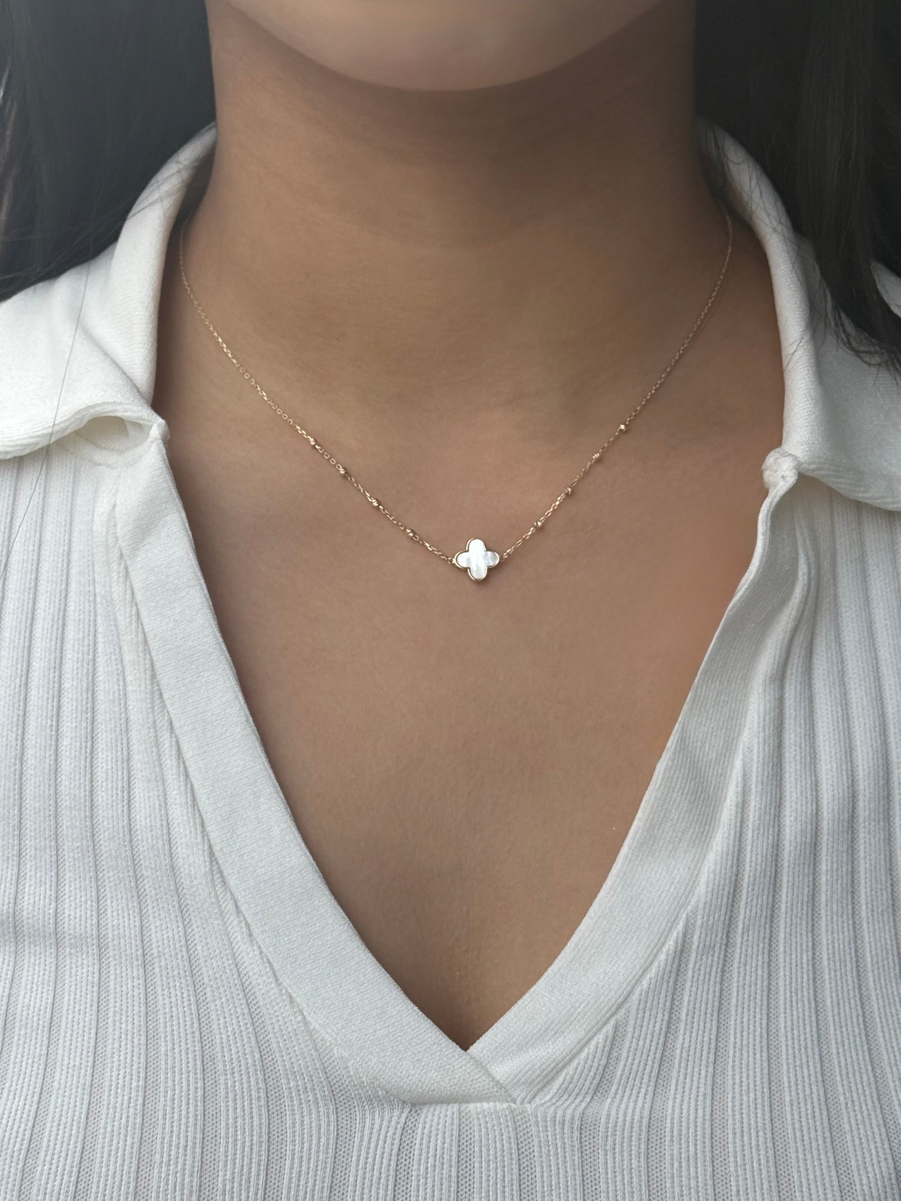 9ct Yellow Gold Mother of Pearl Beaded Clover Necklace
