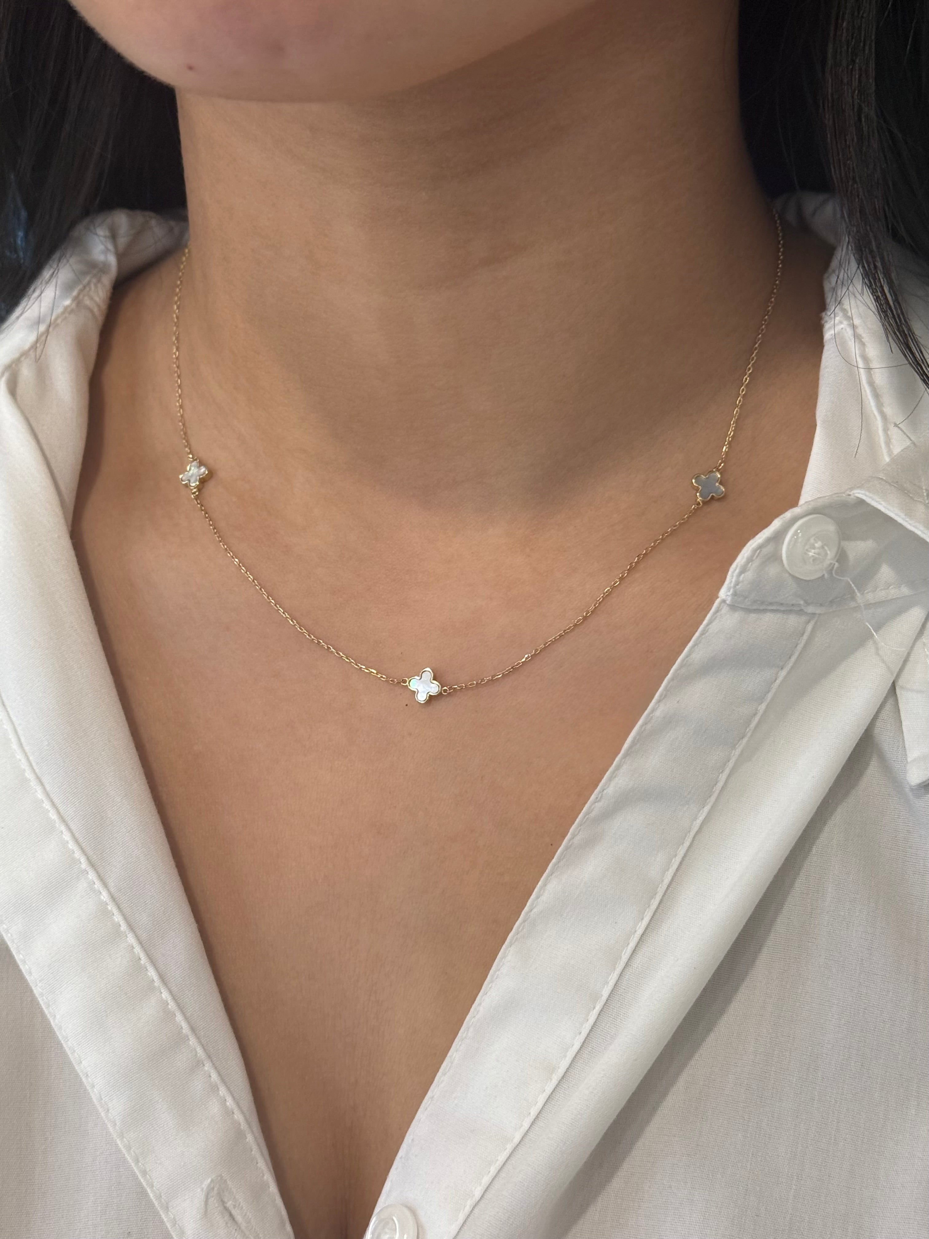 9ct Yellow Gold Mother Of Pearl Clover Necklace