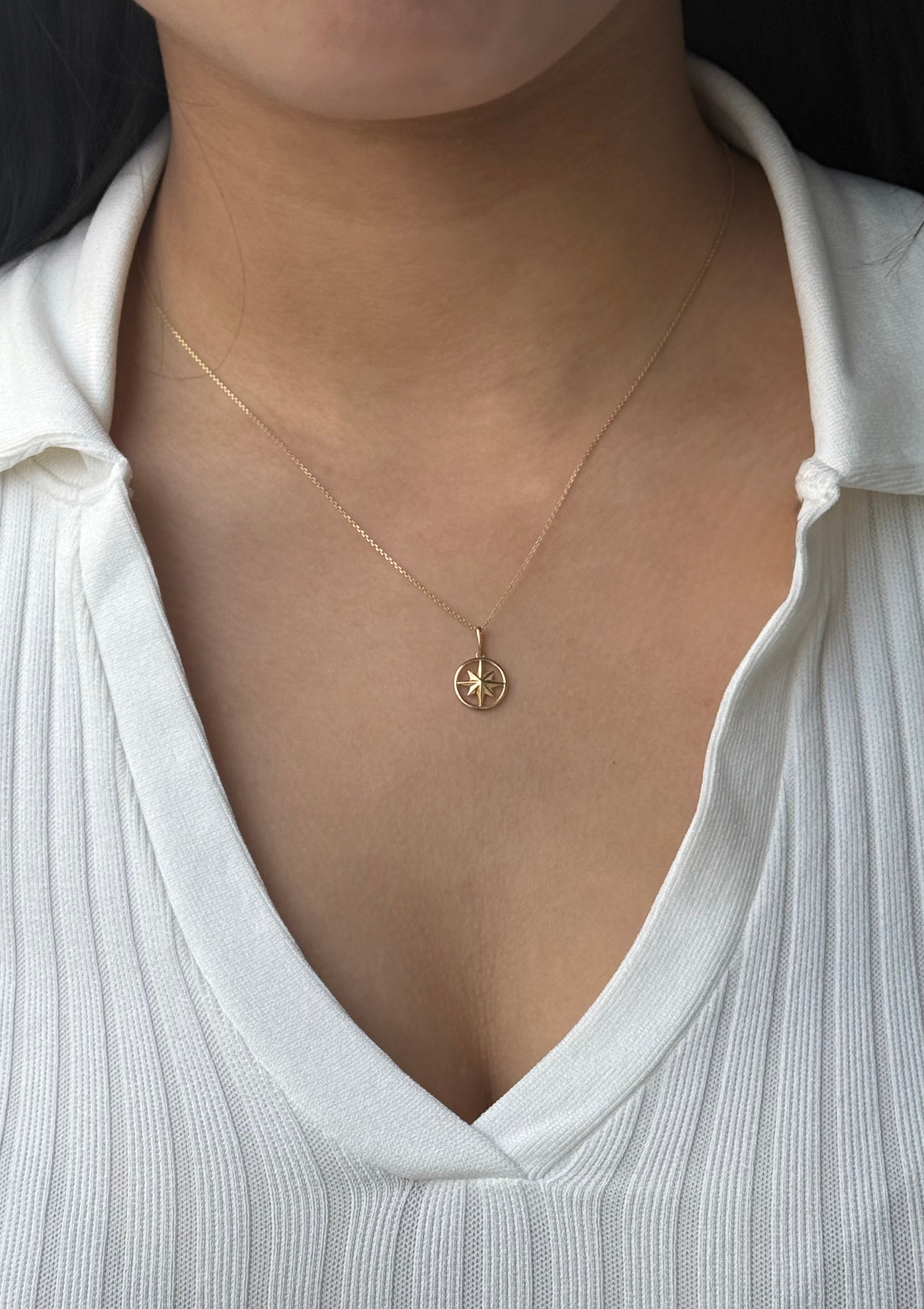9ct Yellow Gold North Star Compass Pendant