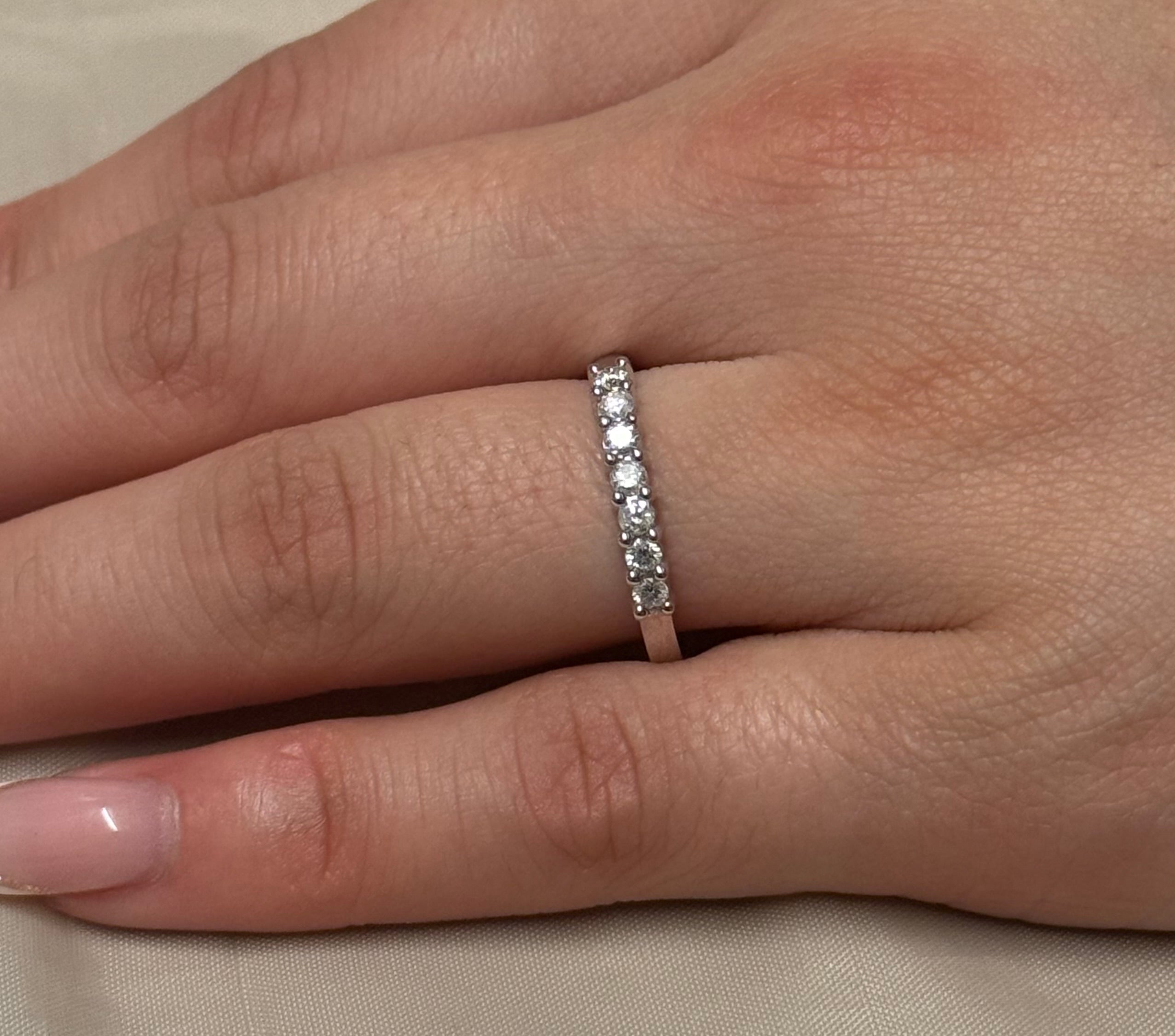 9K White Gold Seven Stone Diamond Ring