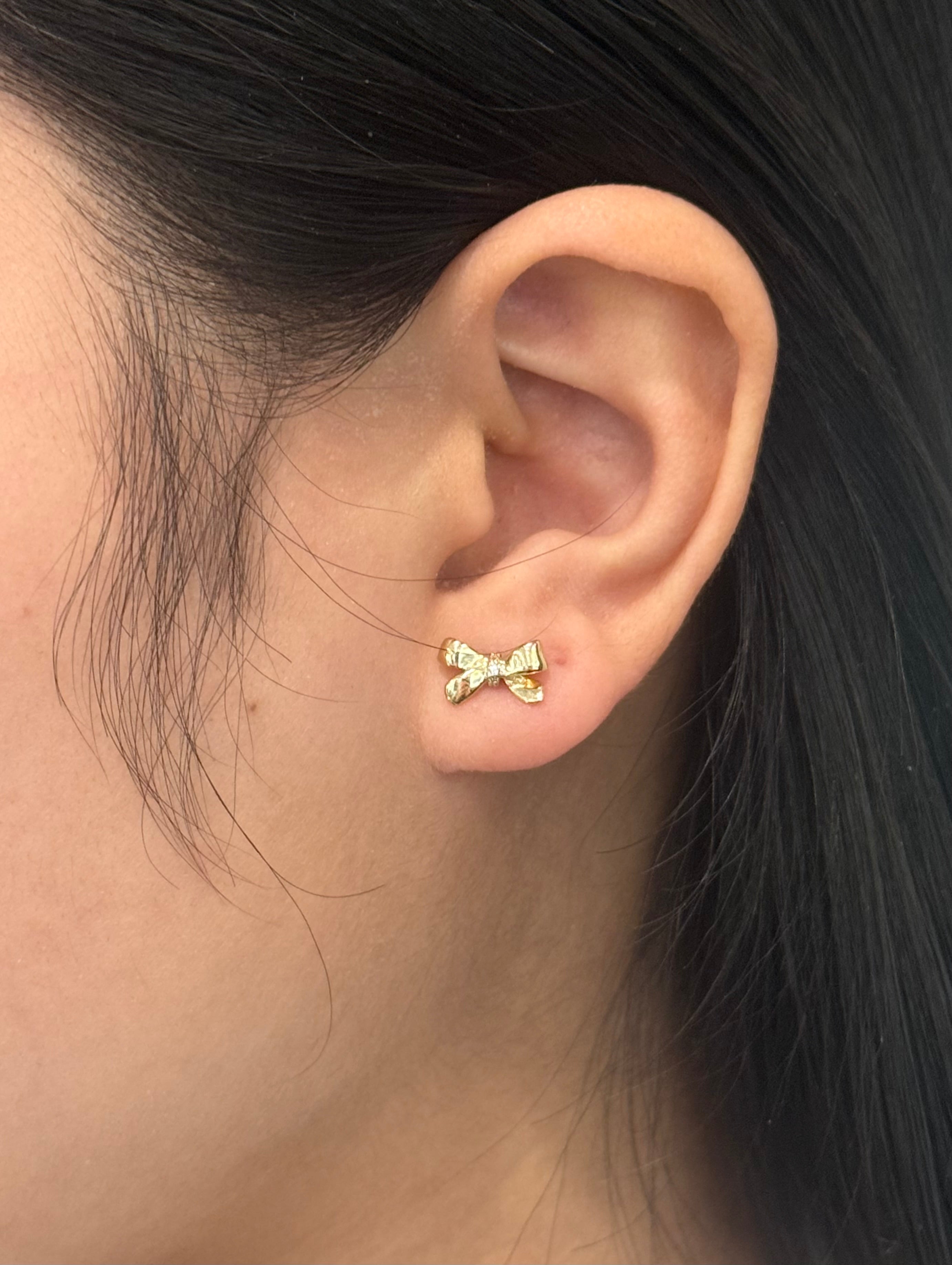 9ct Yellow Gold Bow Stud Earrings