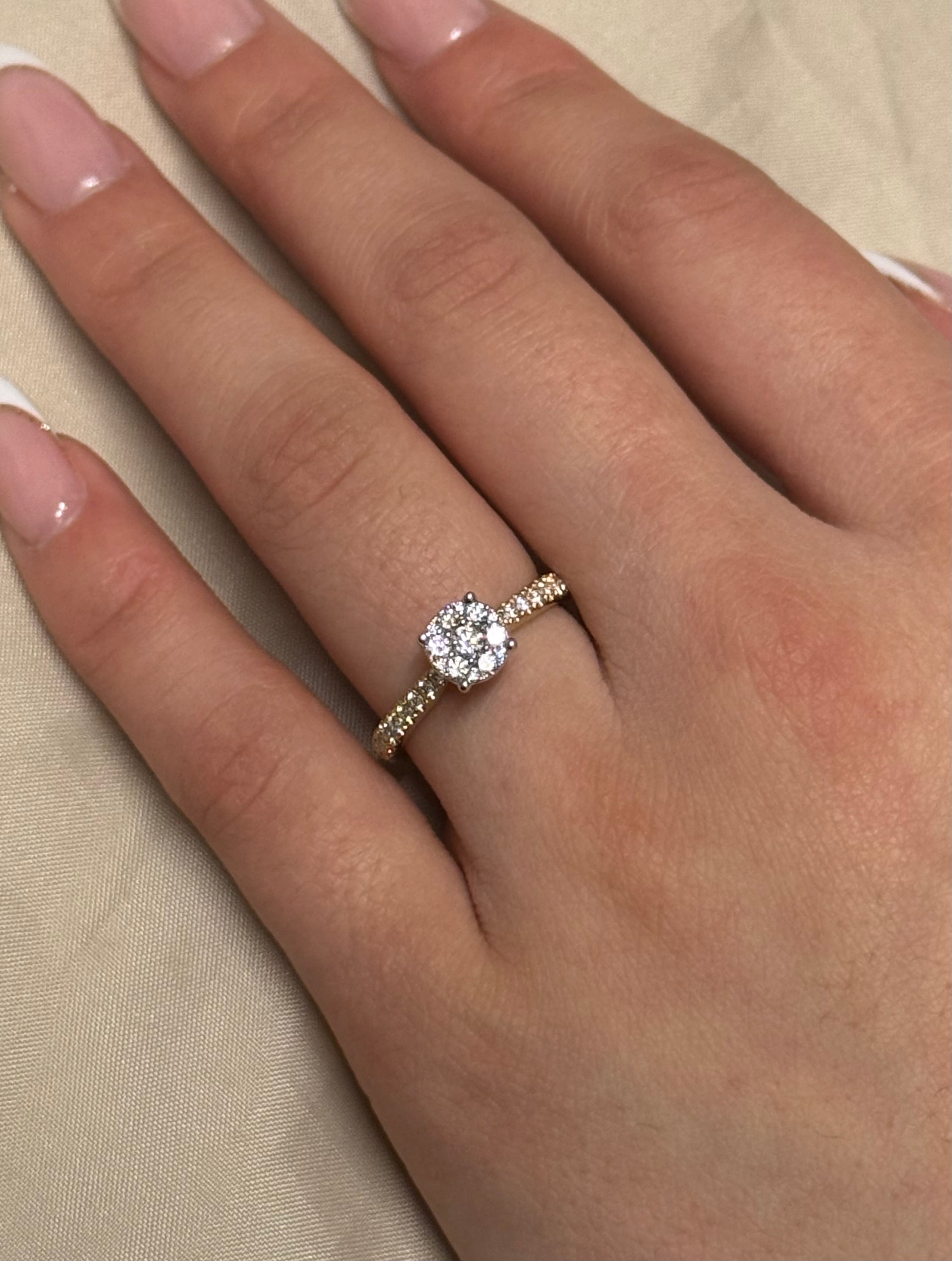 9K Yellow Gold 50pt Illusion Solitaire with Diamond Band