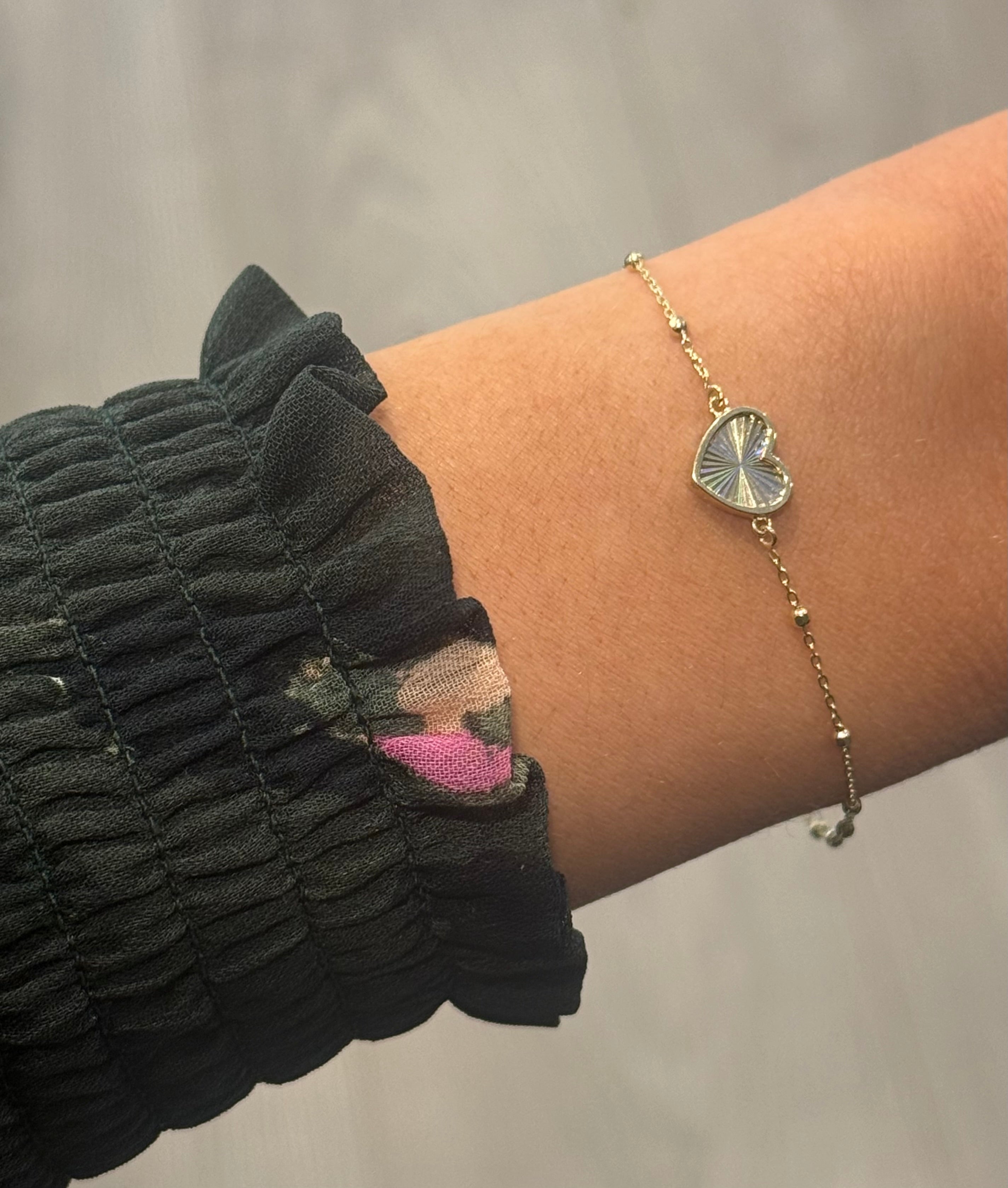 9ct Yellow Gold Rainbow Heart Beaded Bracelet