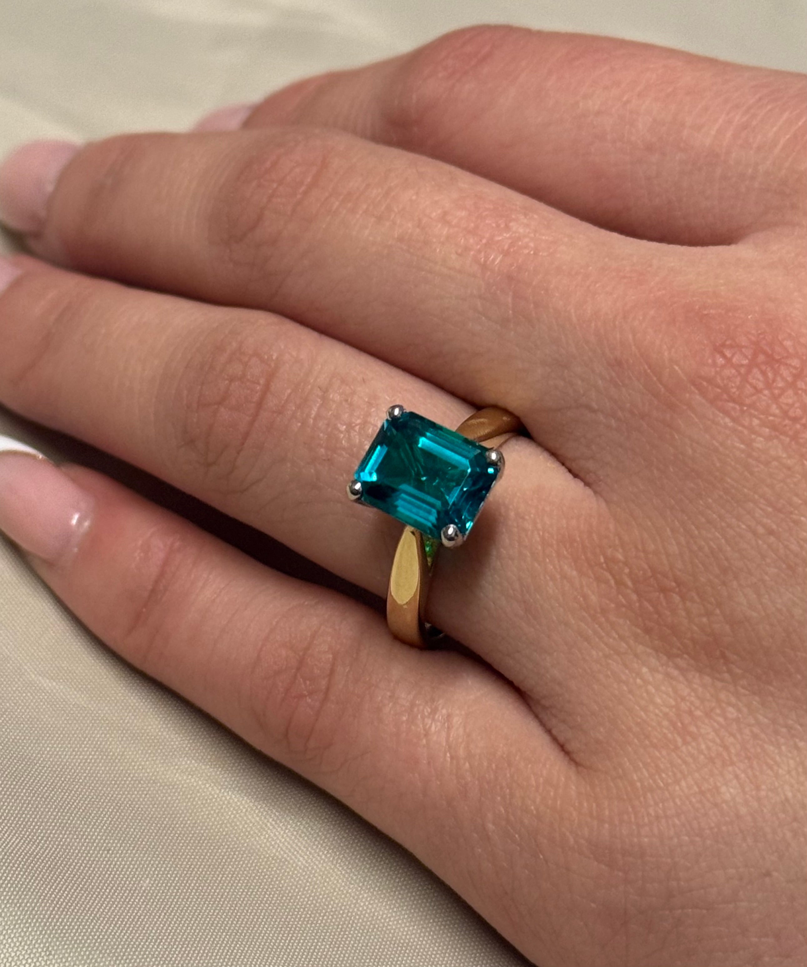 9K Yellow Gold and Platinum Emerald Cut Laboratory Grown Emerald