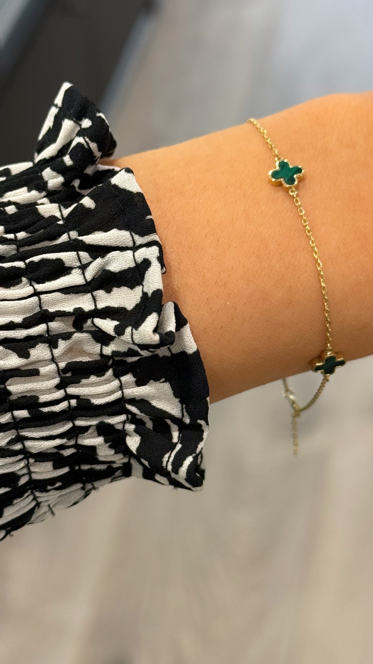 9ct Yellow Gold Malachite Clover Bracelet