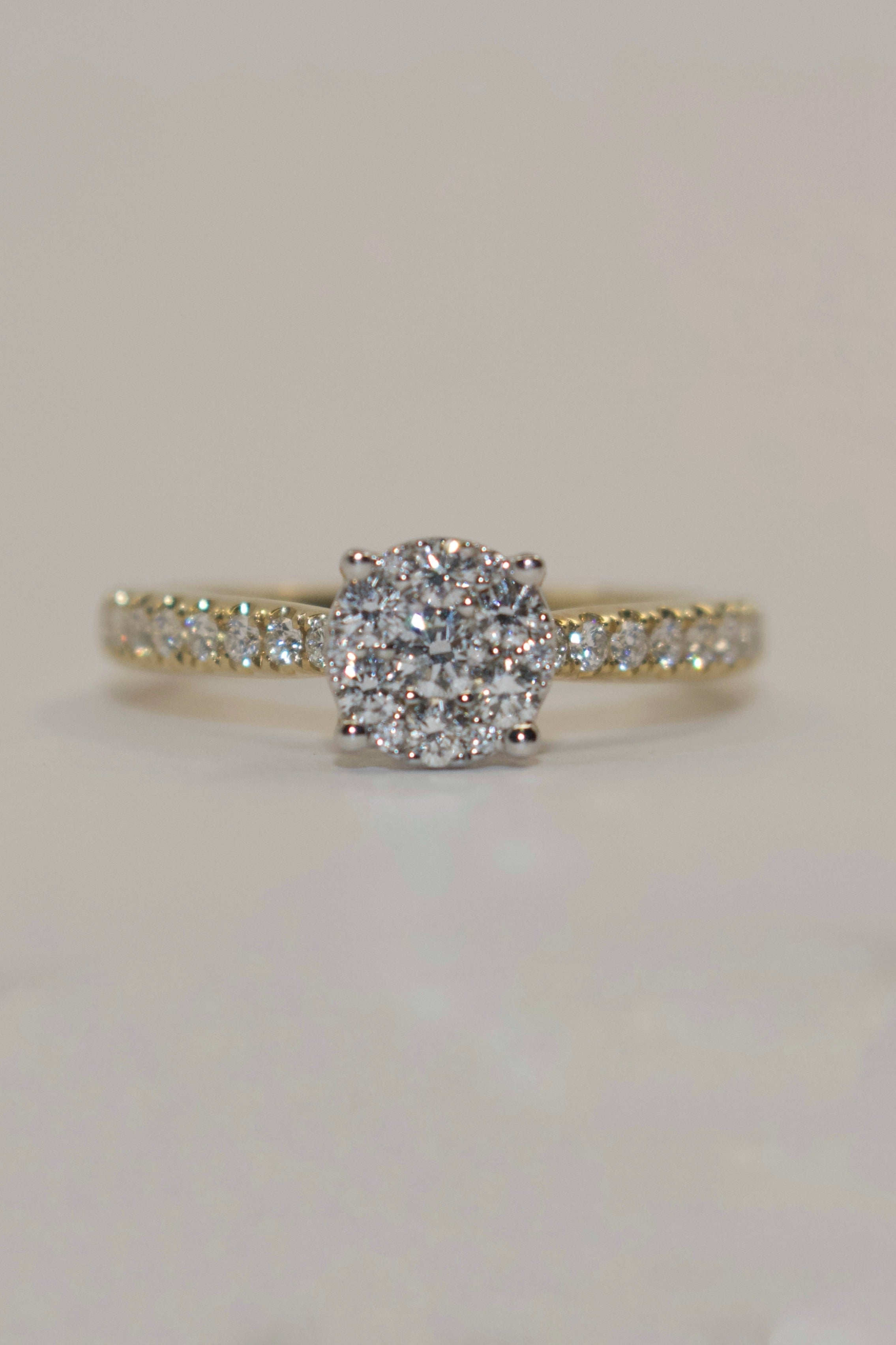 9K Yellow Gold 50pt Illusion Solitaire with Diamond Band