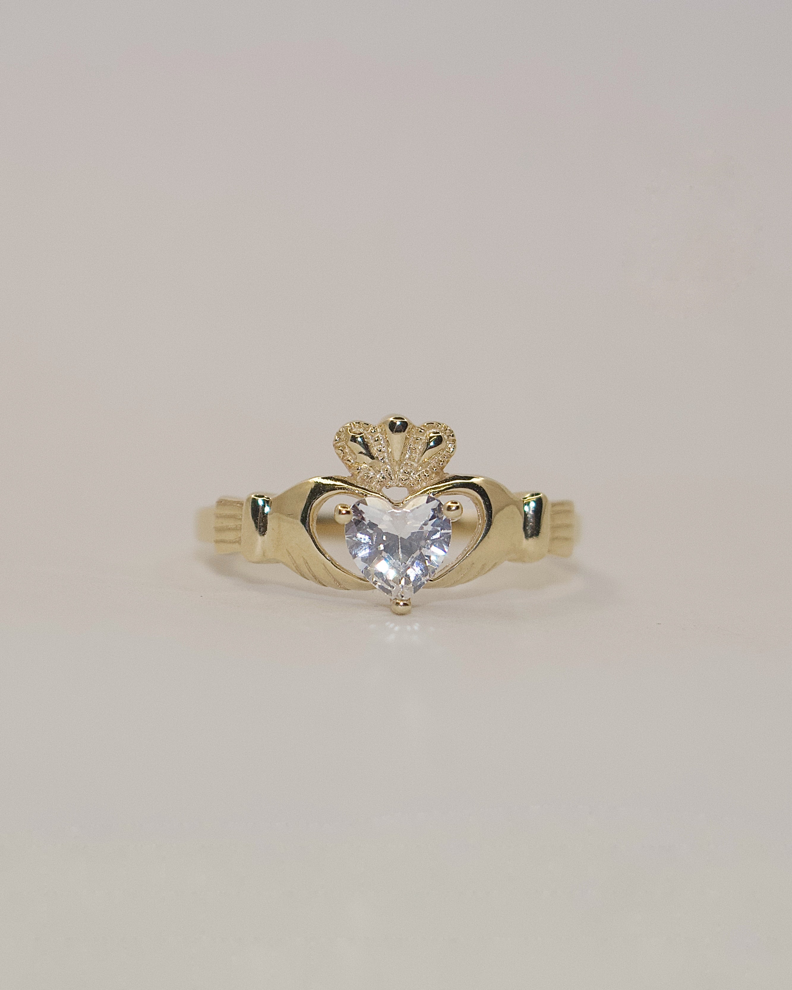 9ct Yellow Gold Clawset Cz Claddagh Ring