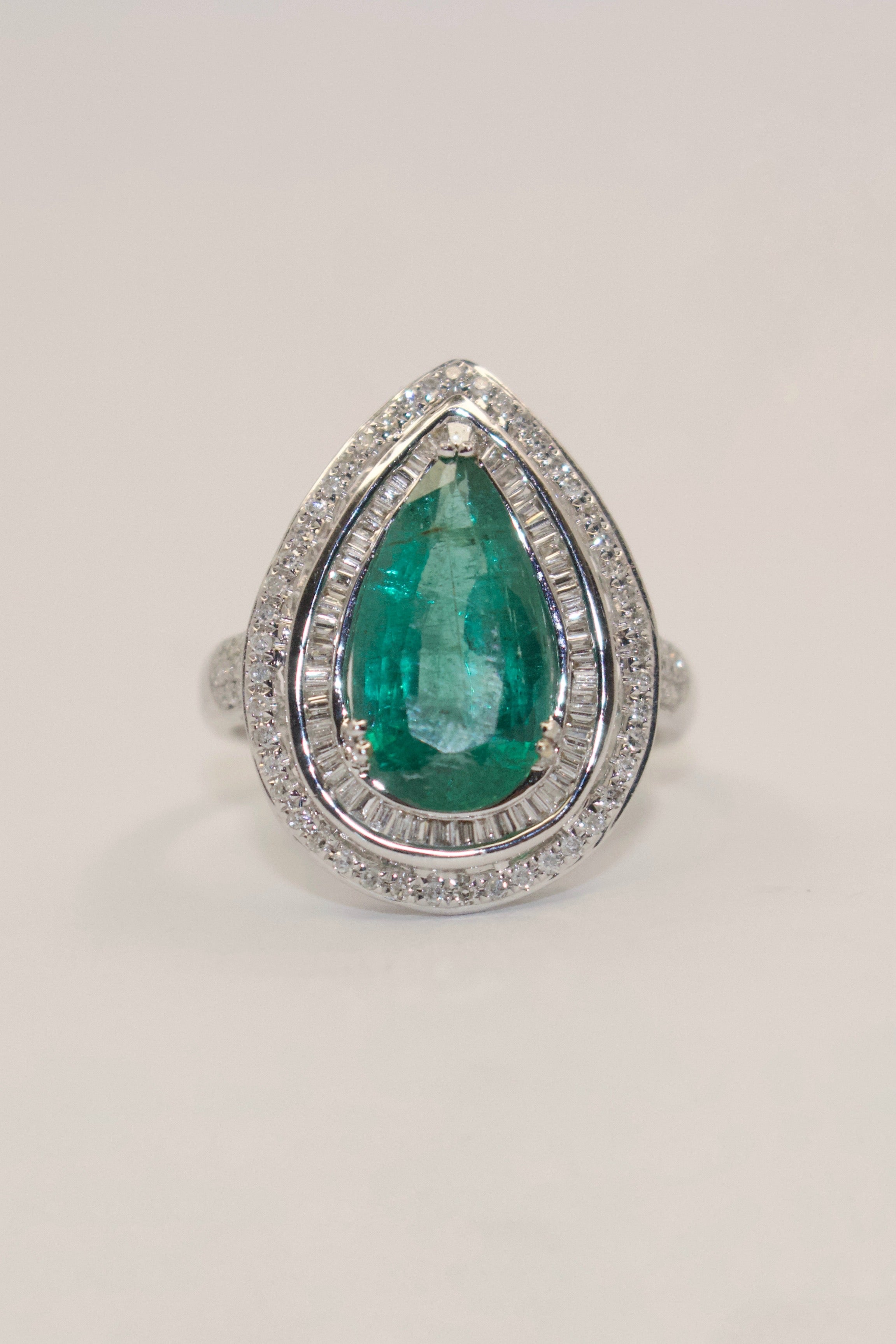 18K White Gold Pear Emerald with Double Halo