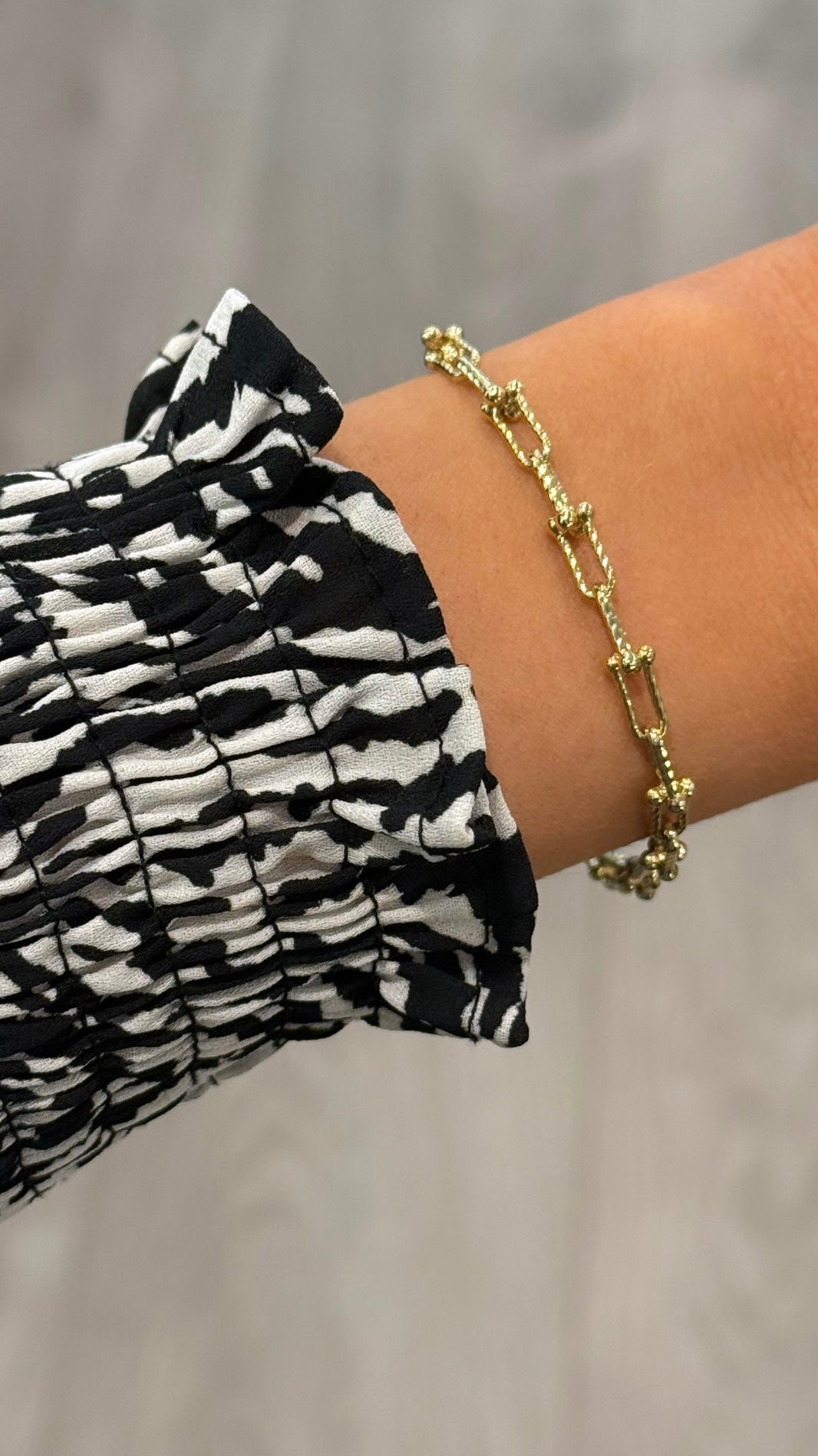 9ct Yellow Gold Diamond Cut Industrial Bracelet