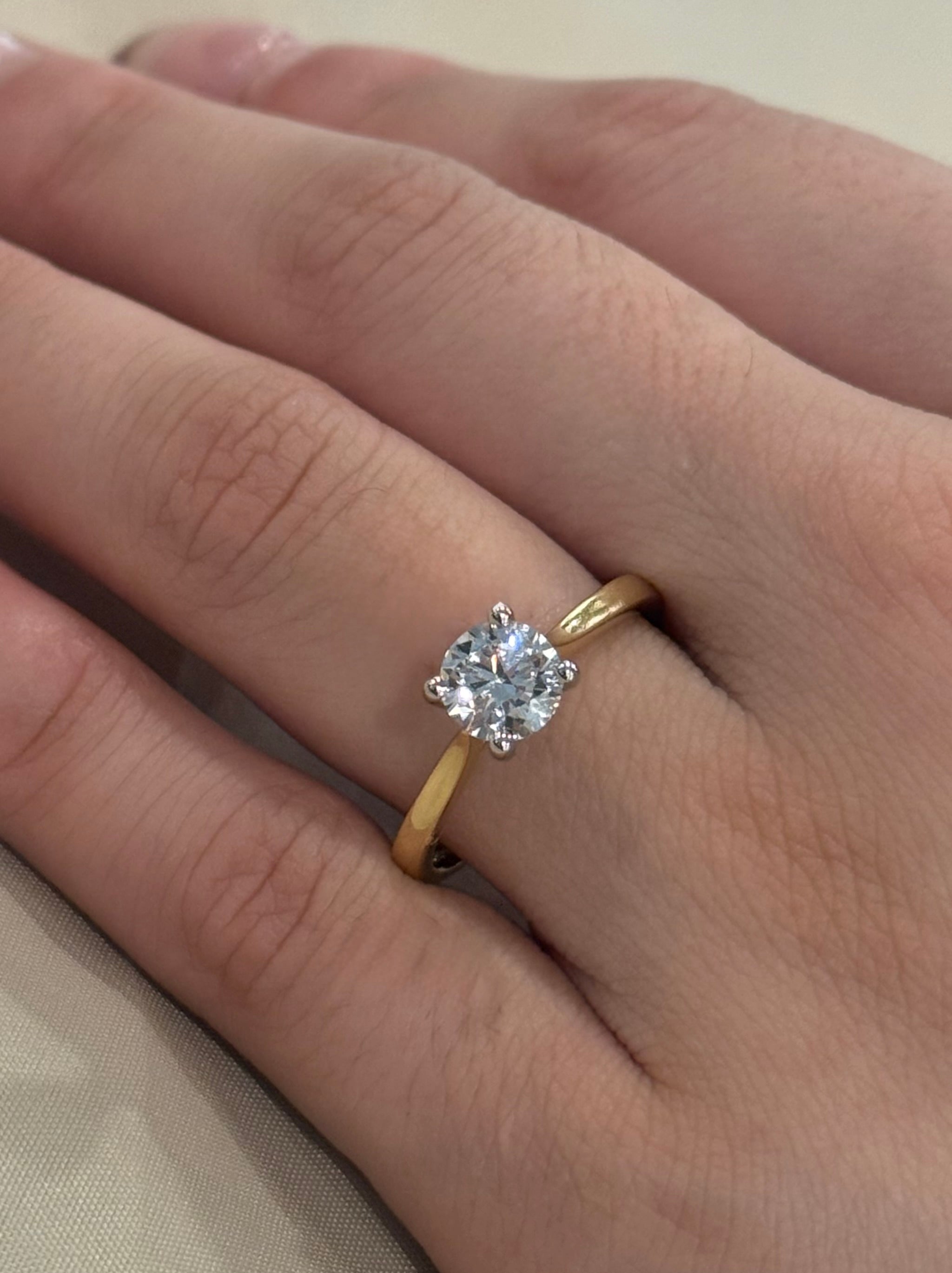 18K Yellow Gold 1.03ct Brilliant Cut Laboratory Grown Diamond Solitaire