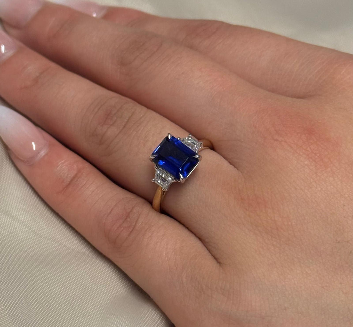 9ct Yellow Gold Lab-Grown Emerald Cut Sapphire with Trapezoid Diamond Shoulders