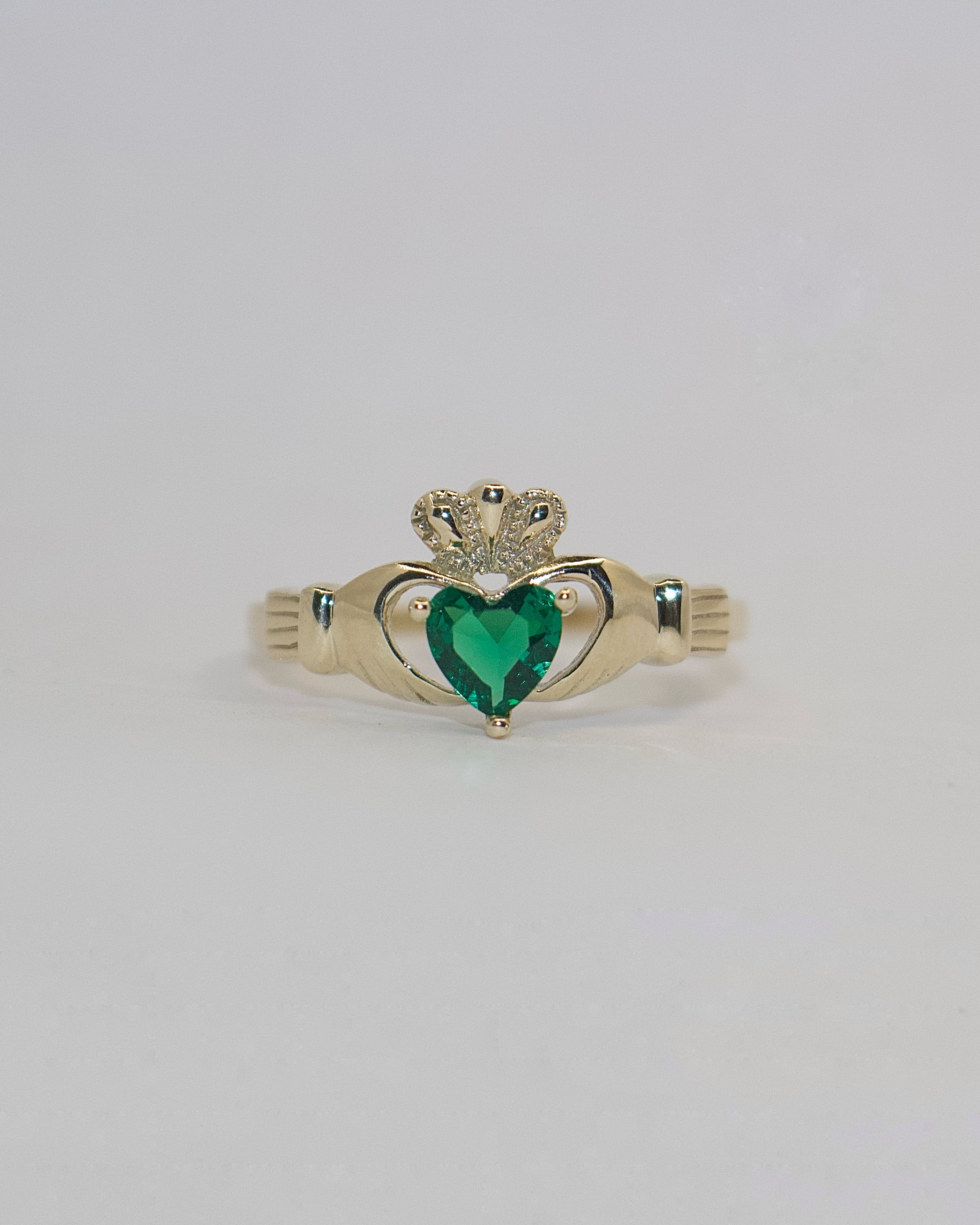 9ct Yellow Gold Clawset Green Stone Claddagh Ring