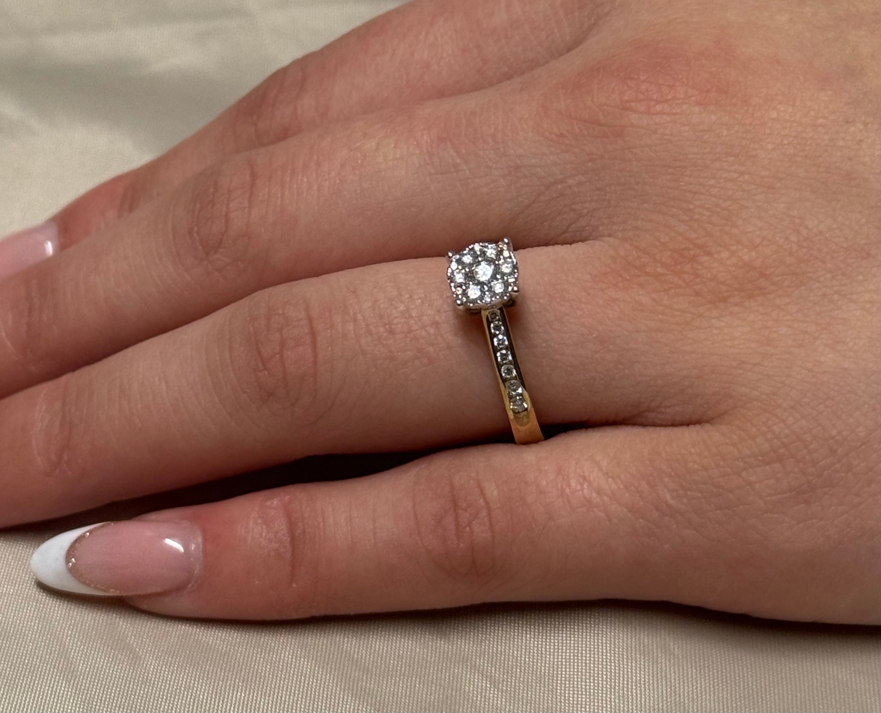 9K Yellow Gold 50pt Illusion Solitaire with Diamond Band