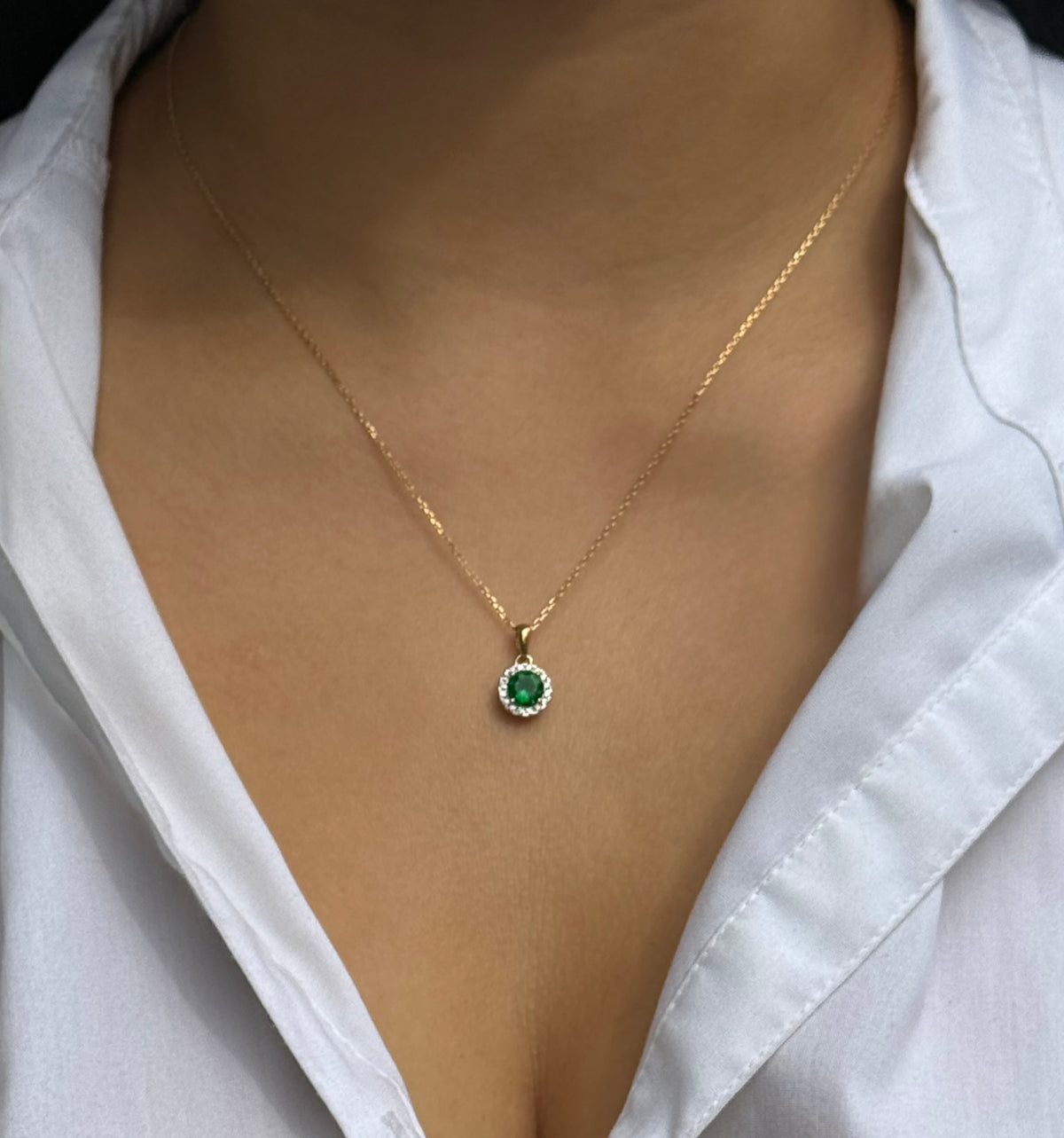 9ct Yellow Gold Green Stone Round CZ Halo Pendant