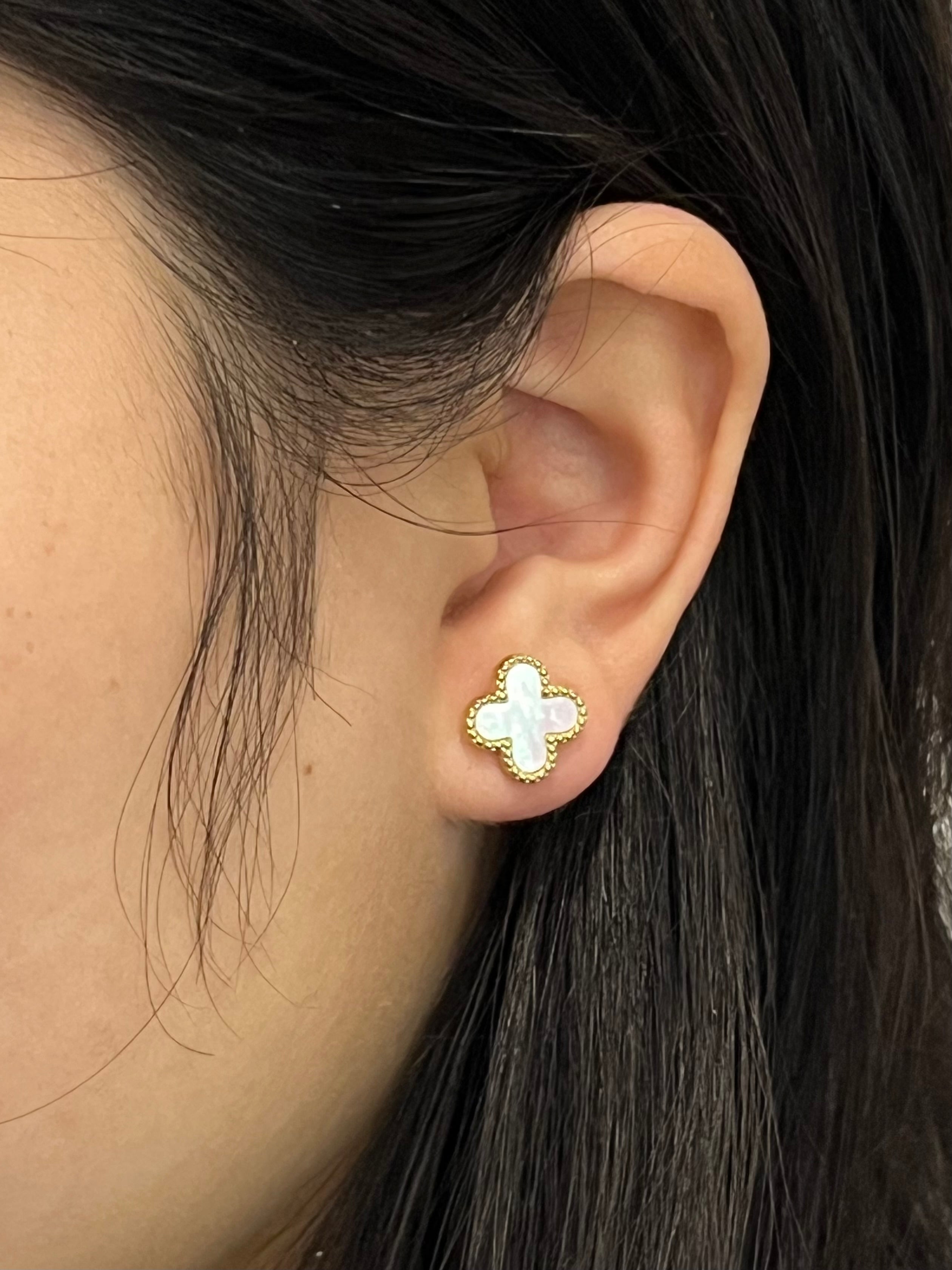 9ct Yellow Gold Large Beaded Mother of Pearl Clover Studs