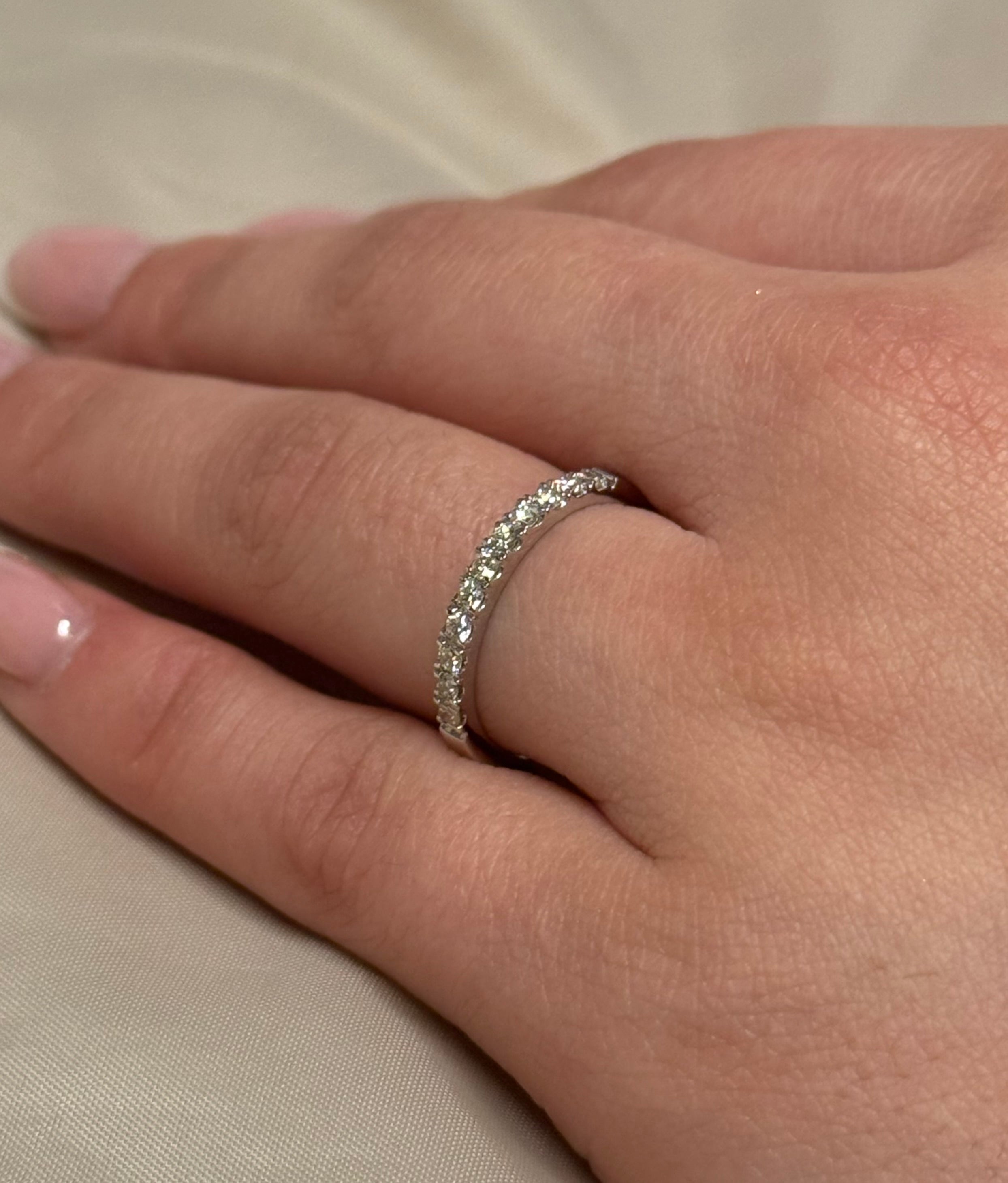 9K White Gold Diamond Band