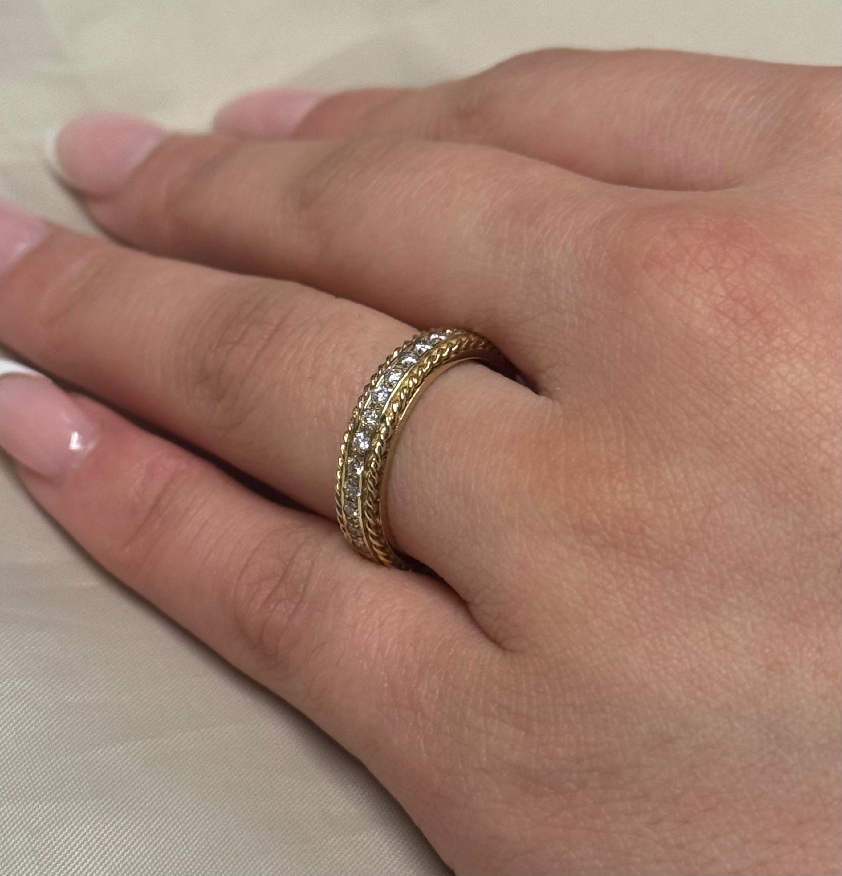 9k Yellow Gold Grain Set Band with Rope Edges