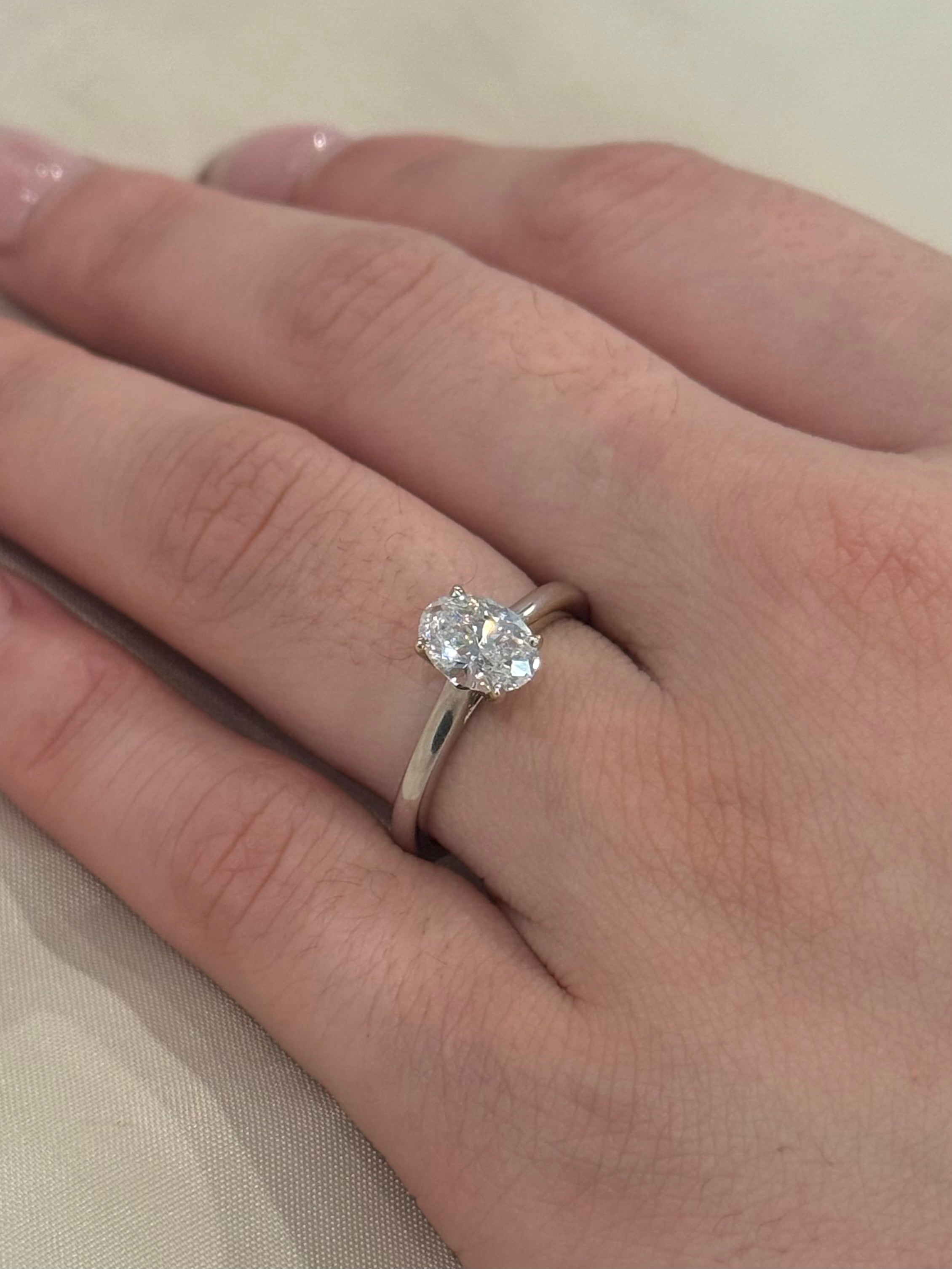 18K White Gold 1.05ct Oval Laboratory Grown Diamond Solitaire