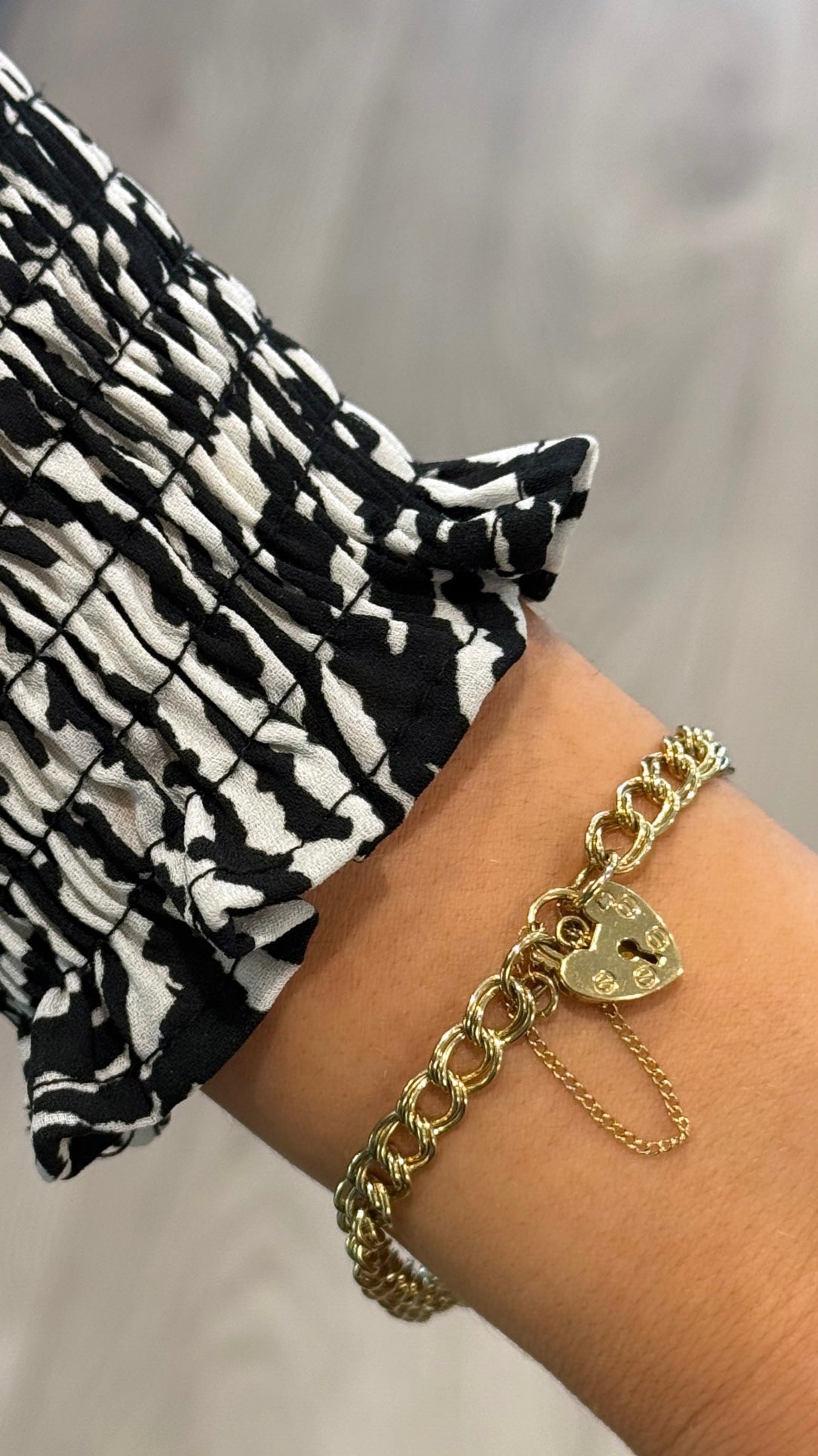 9ct Yellow Gold Double Link Bracelet With Heart Padlock