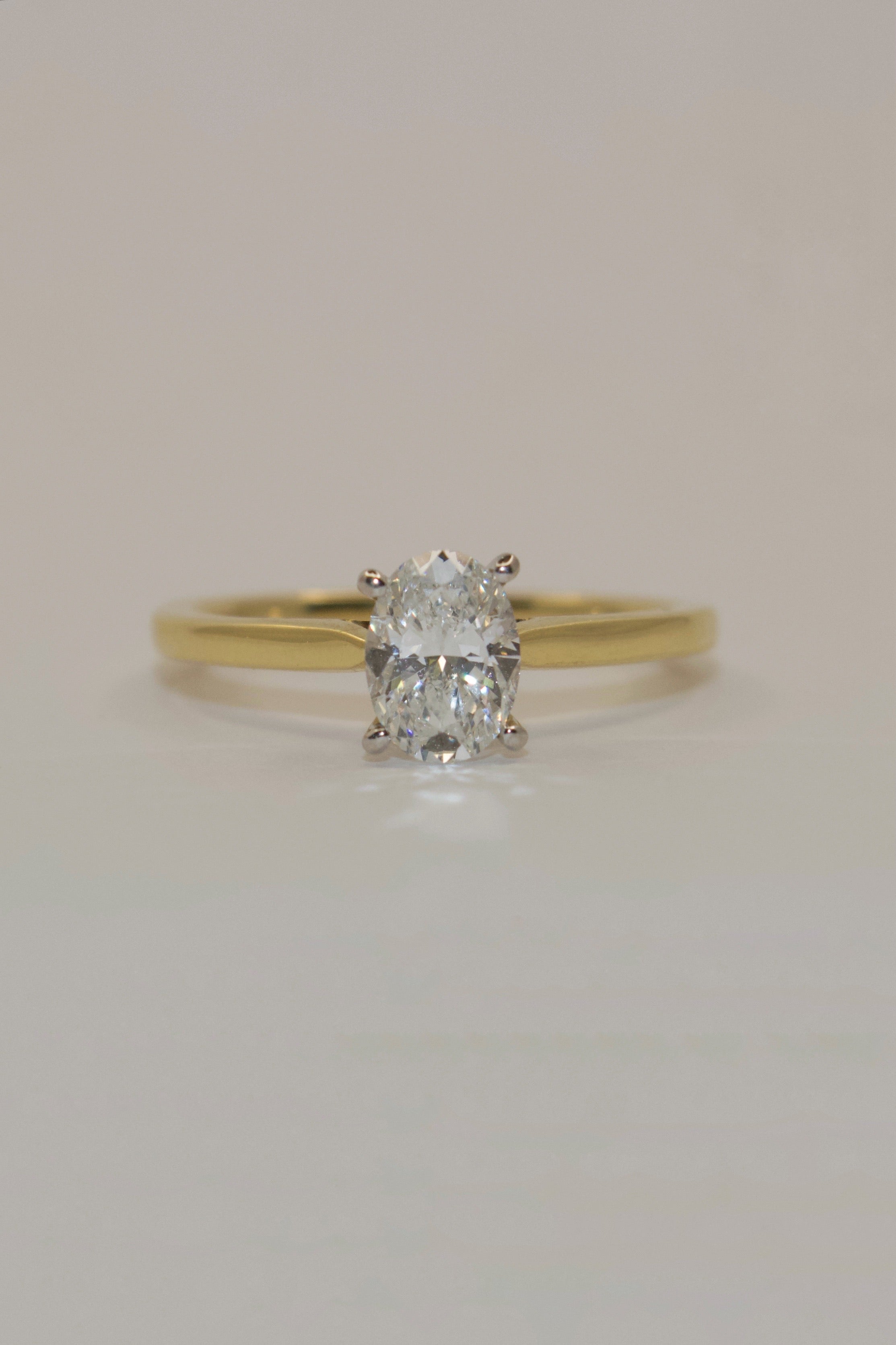 18K Yellow Gold 81pt Oval Diamond Solitaire