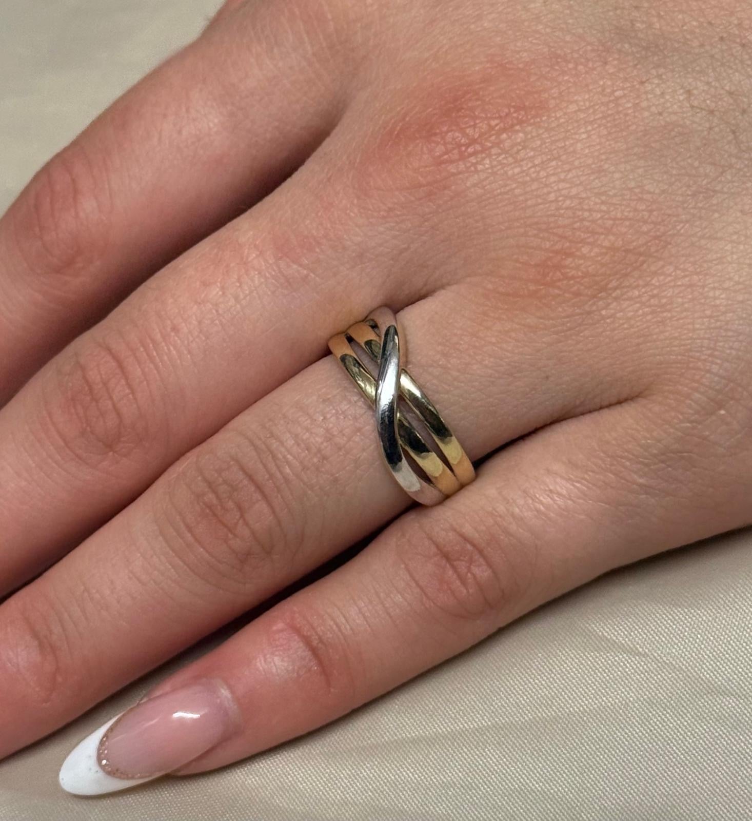 9K Gold Two Tone Crossover Ring