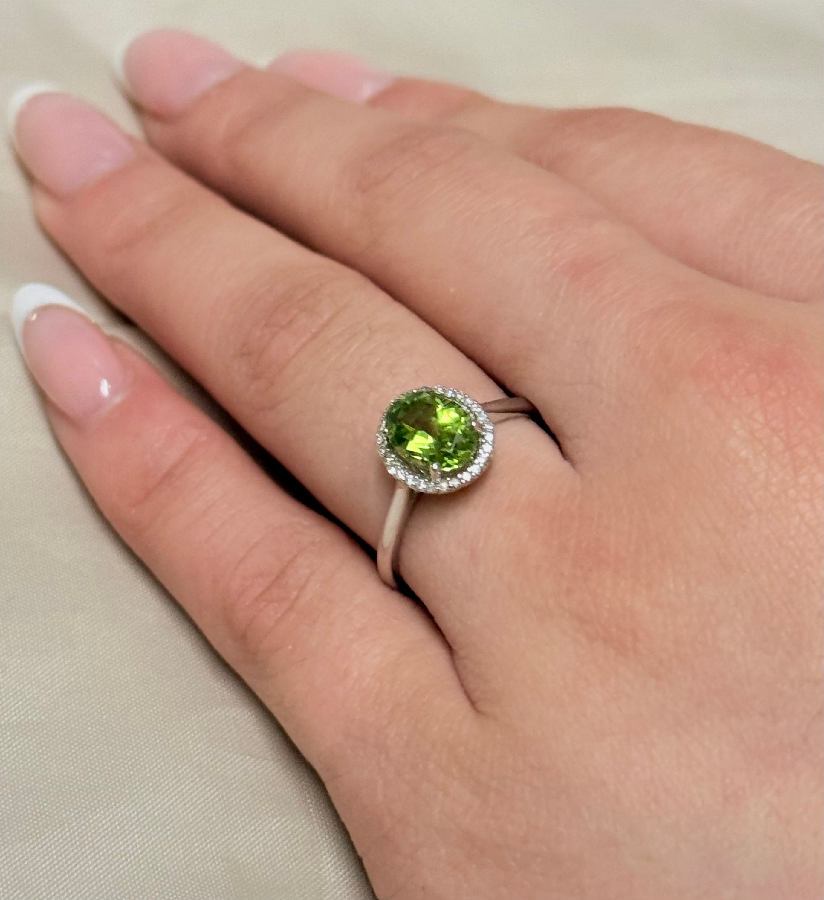 9K White Gold Oval Peridot with Diamond Halo Ring