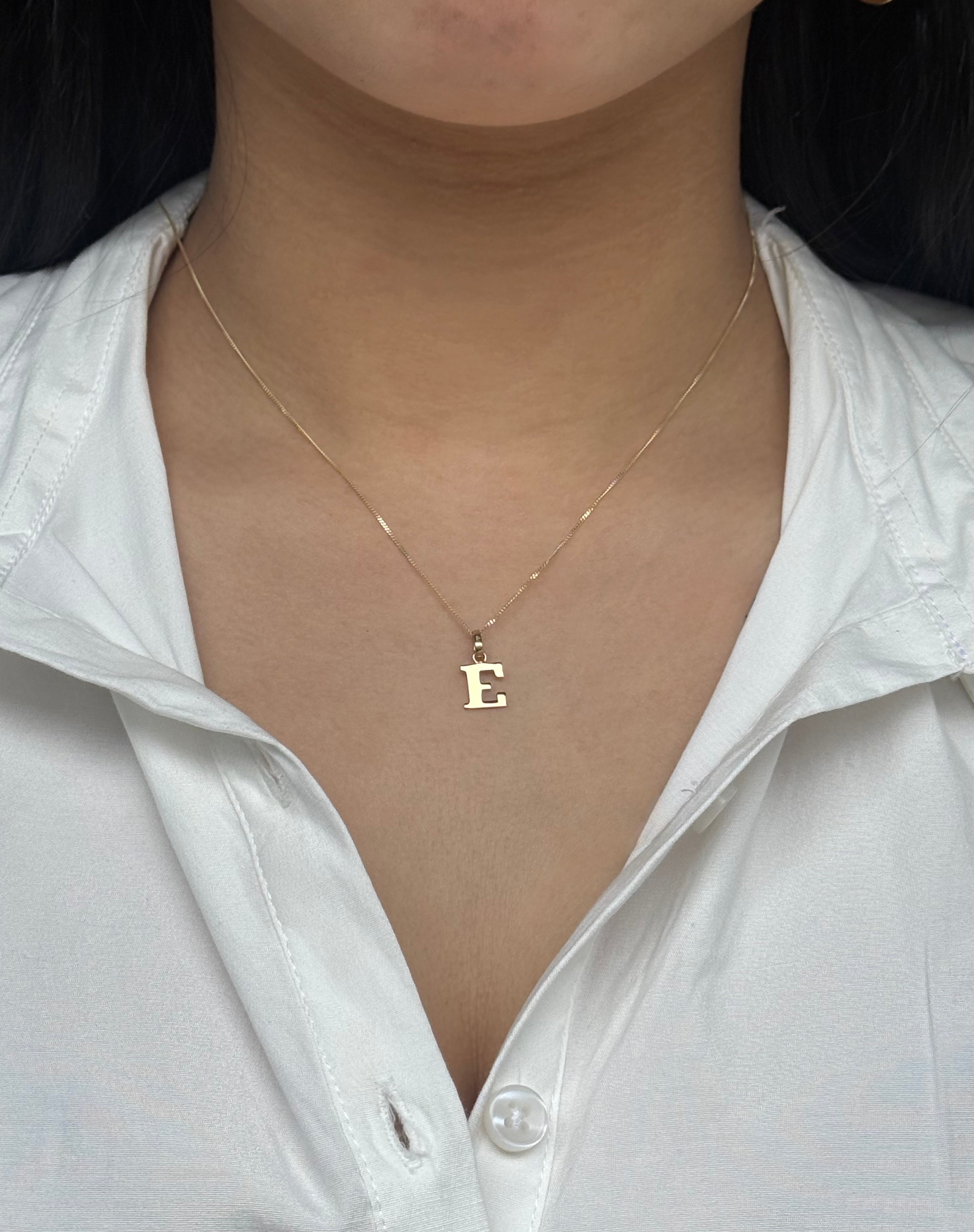 9ct Yellow Gold E Initial Pendant