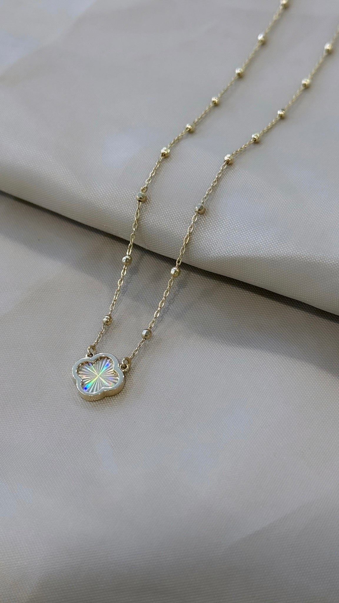 9ct Yellow Gold Rainbow Clover Ball Necklace